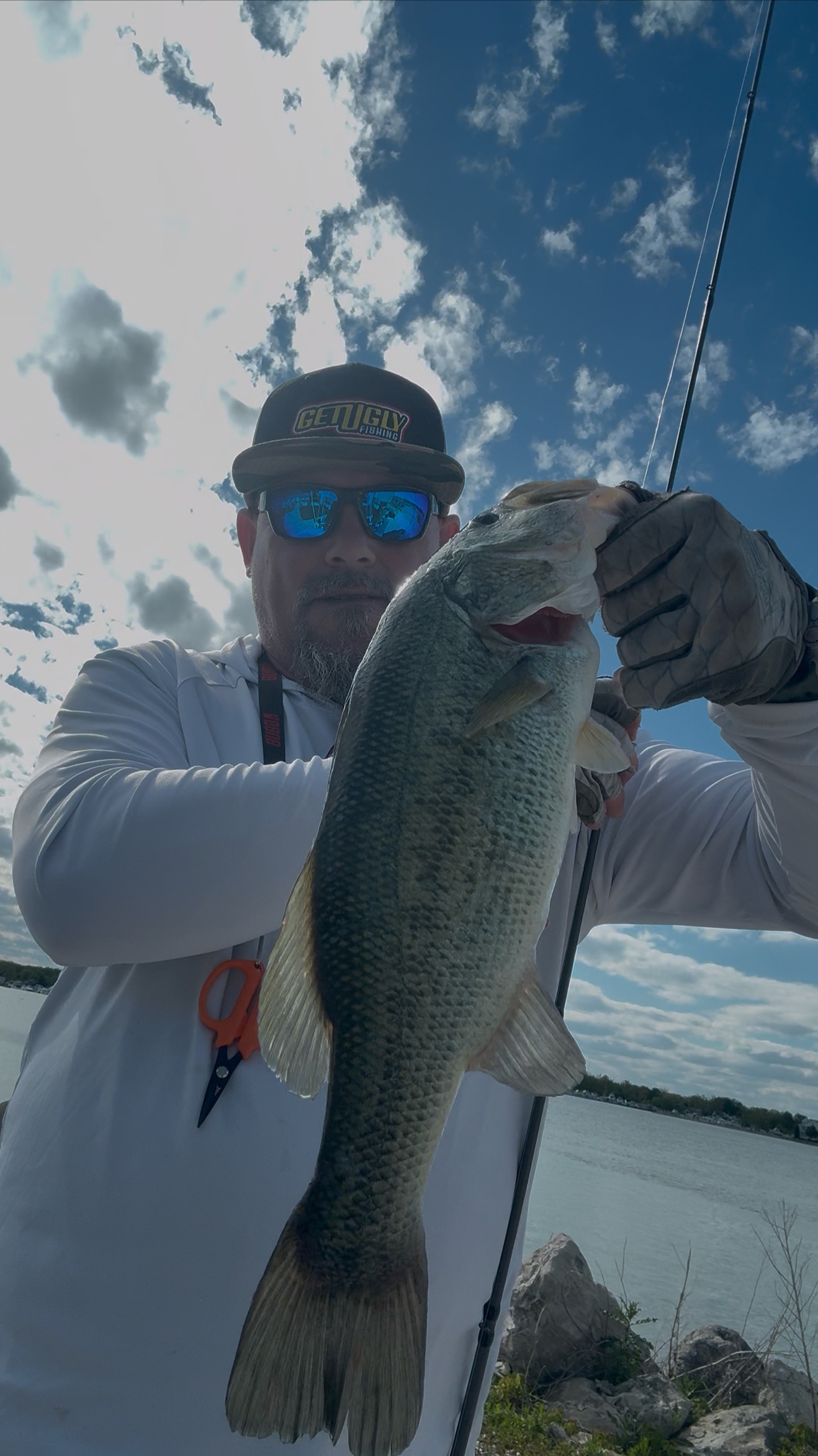 @Get Ugly Fishing&trade;