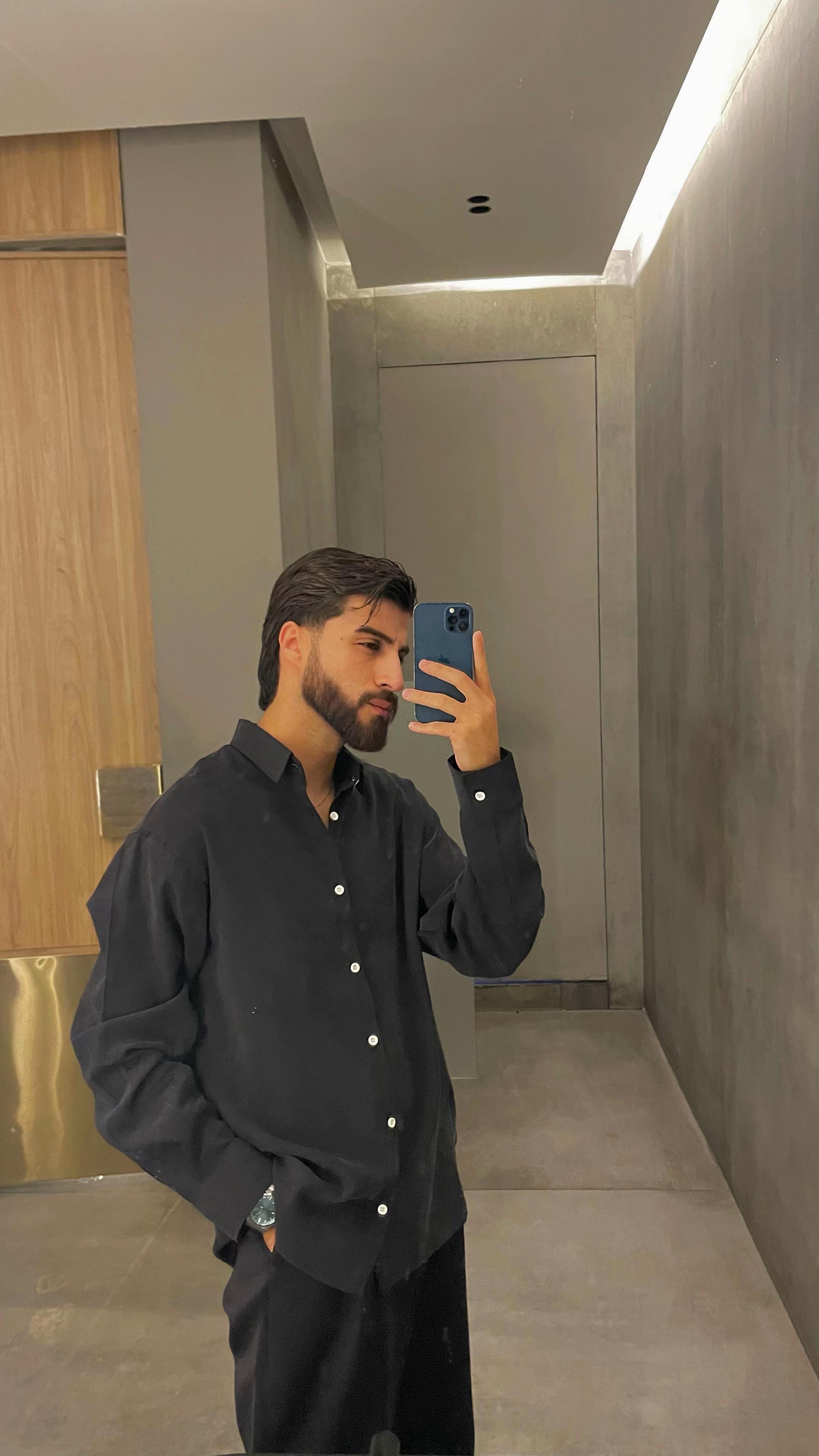 @Alighsmiii