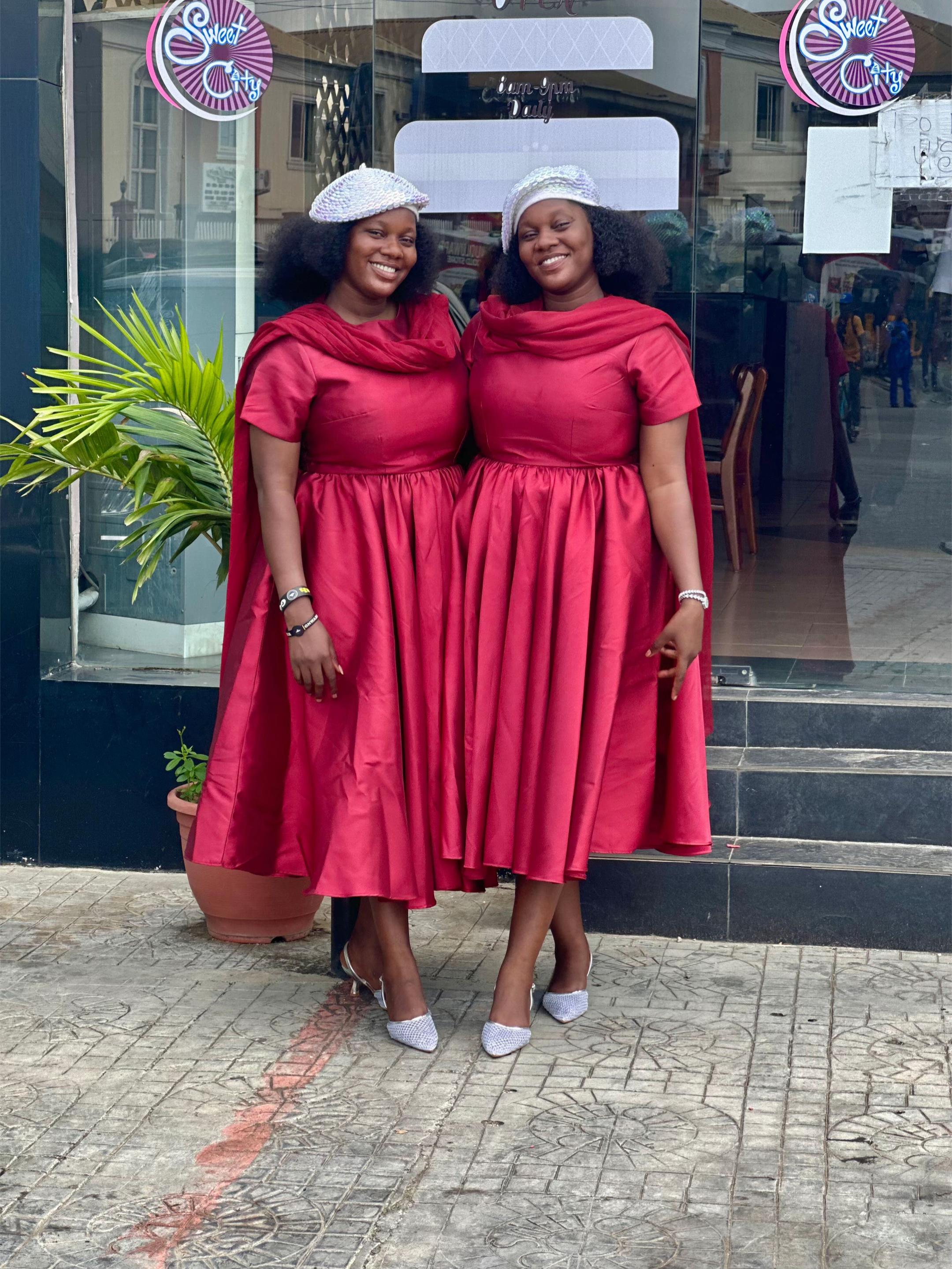 @oladosutwins