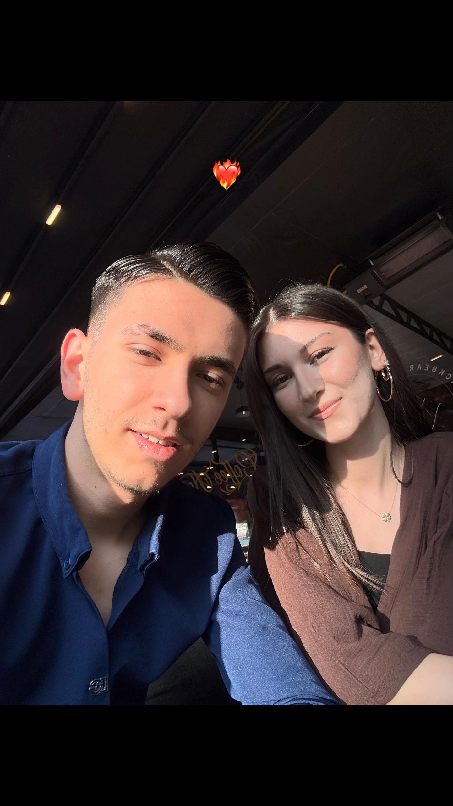 @𝐸.𝒦
