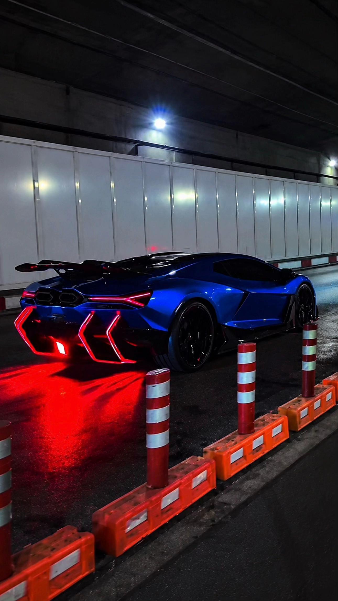 @Supercar