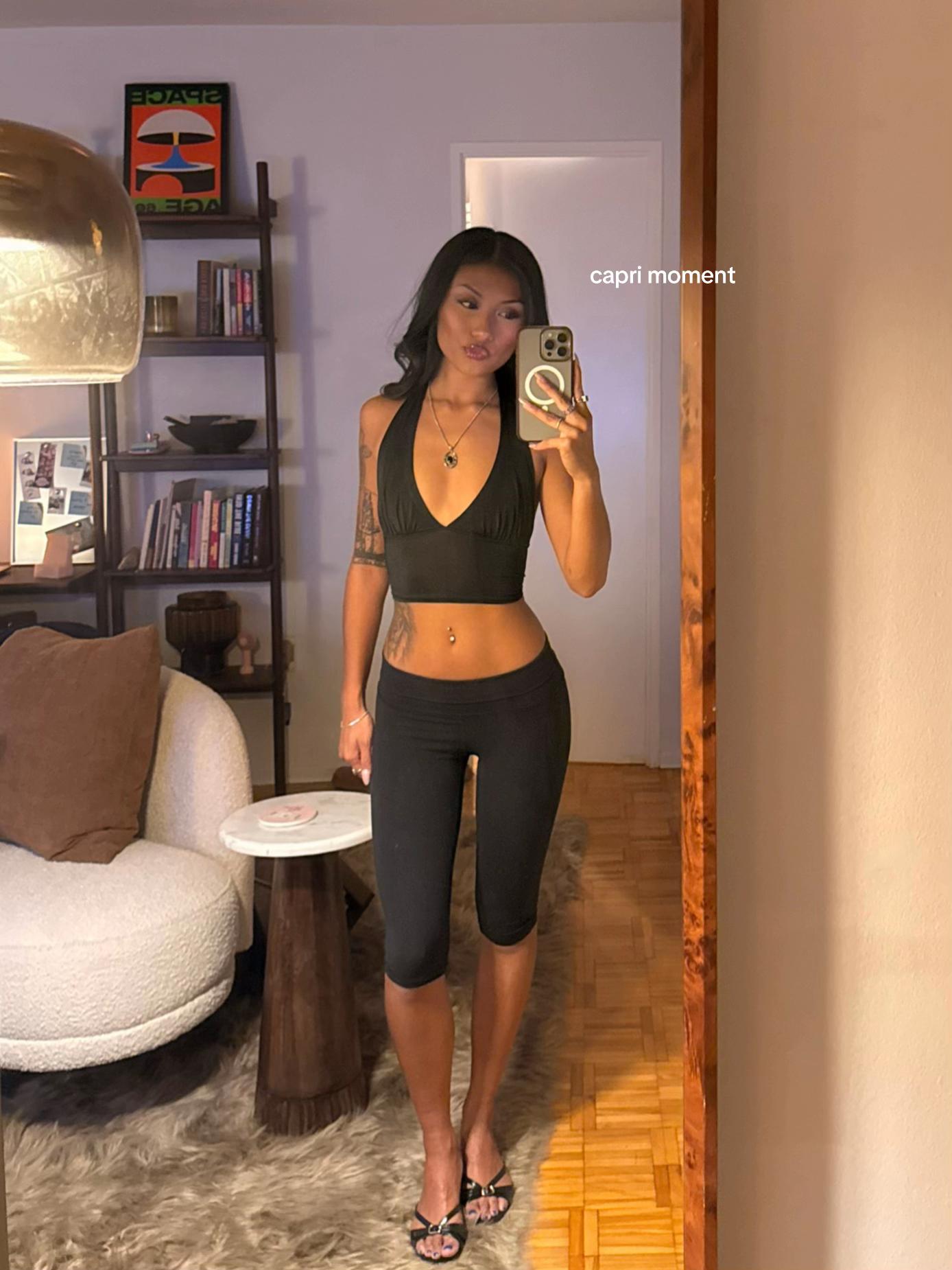@adriennelouis