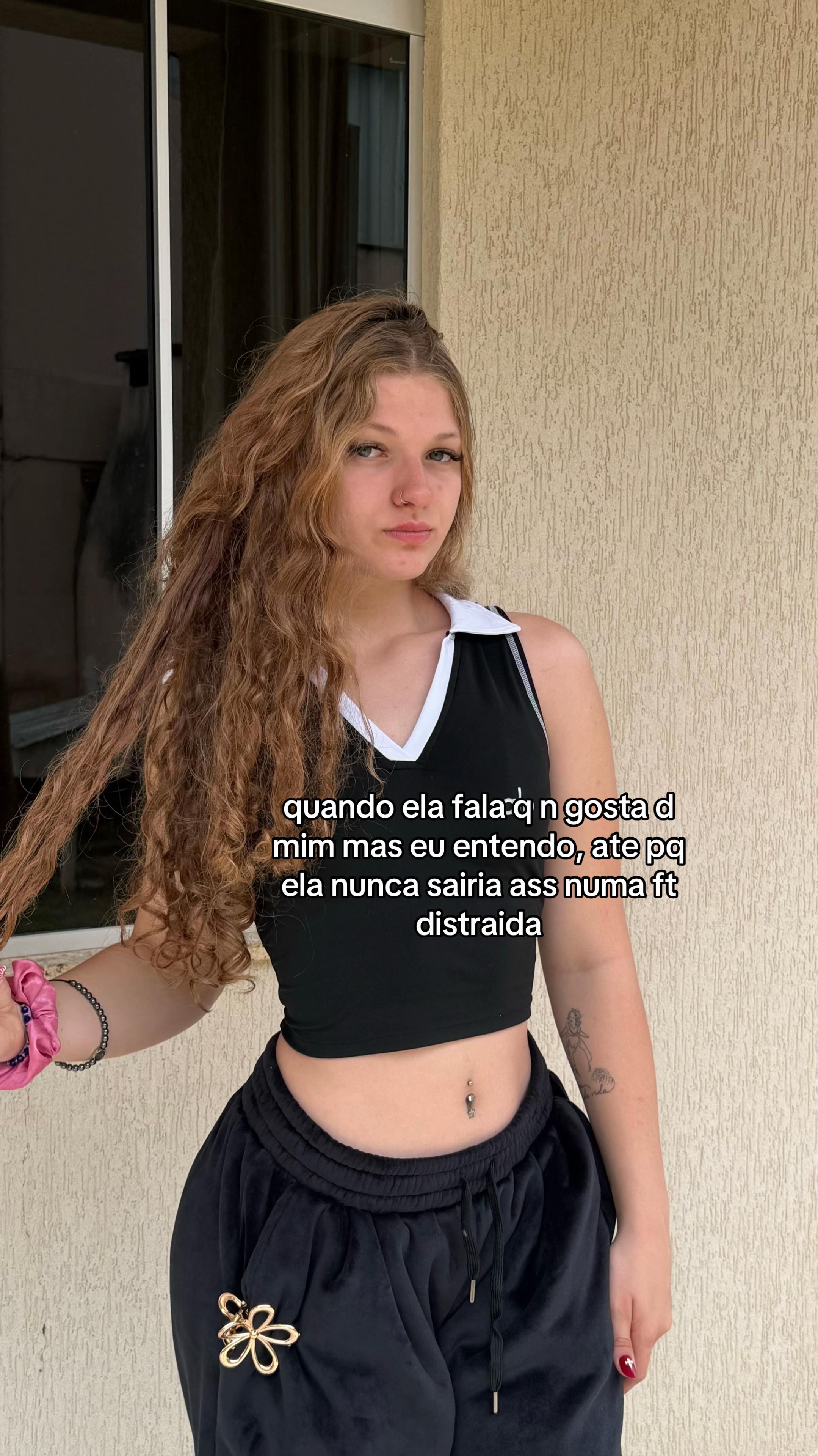 @🧜🏻♀️