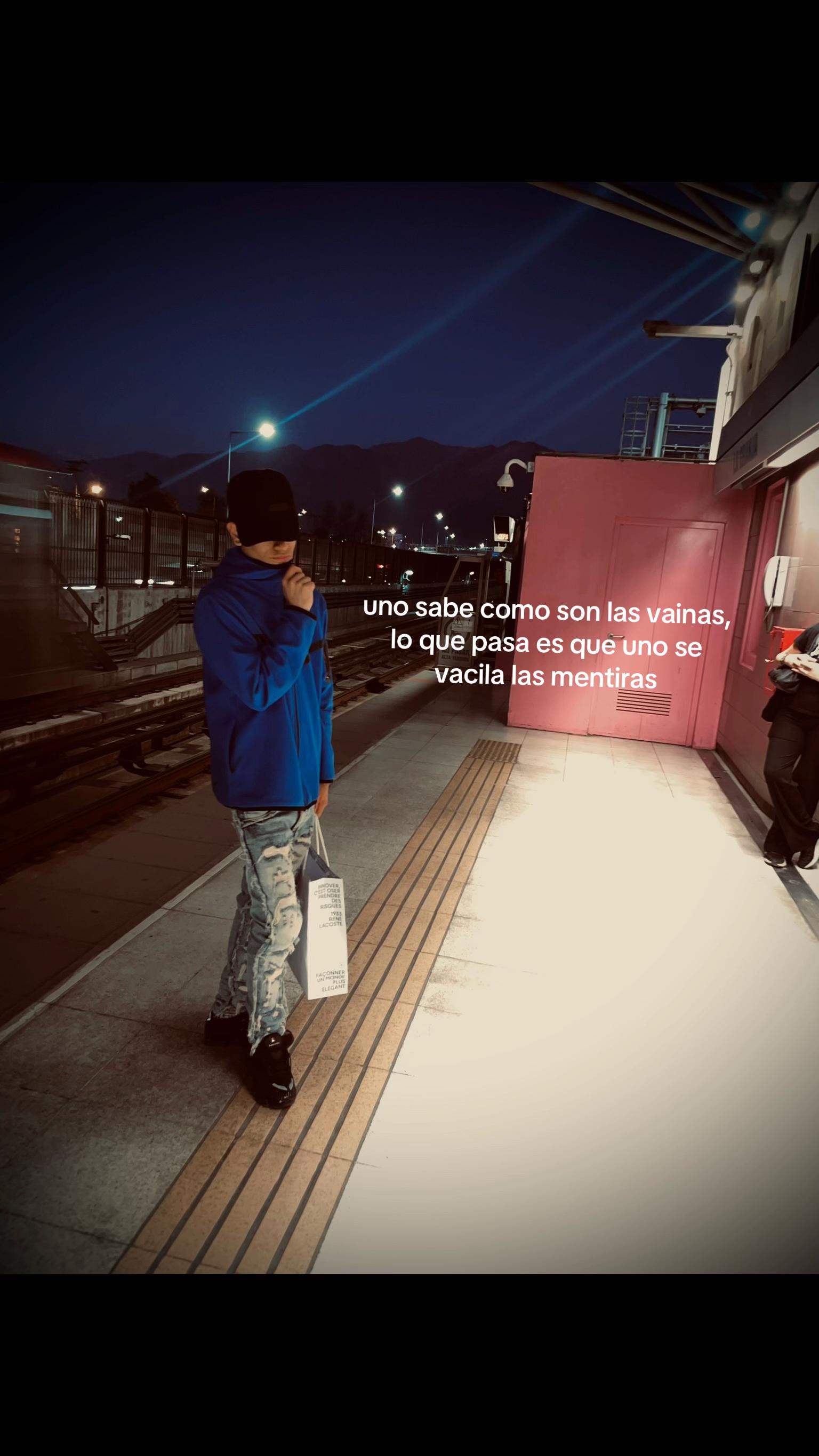 @Santiago