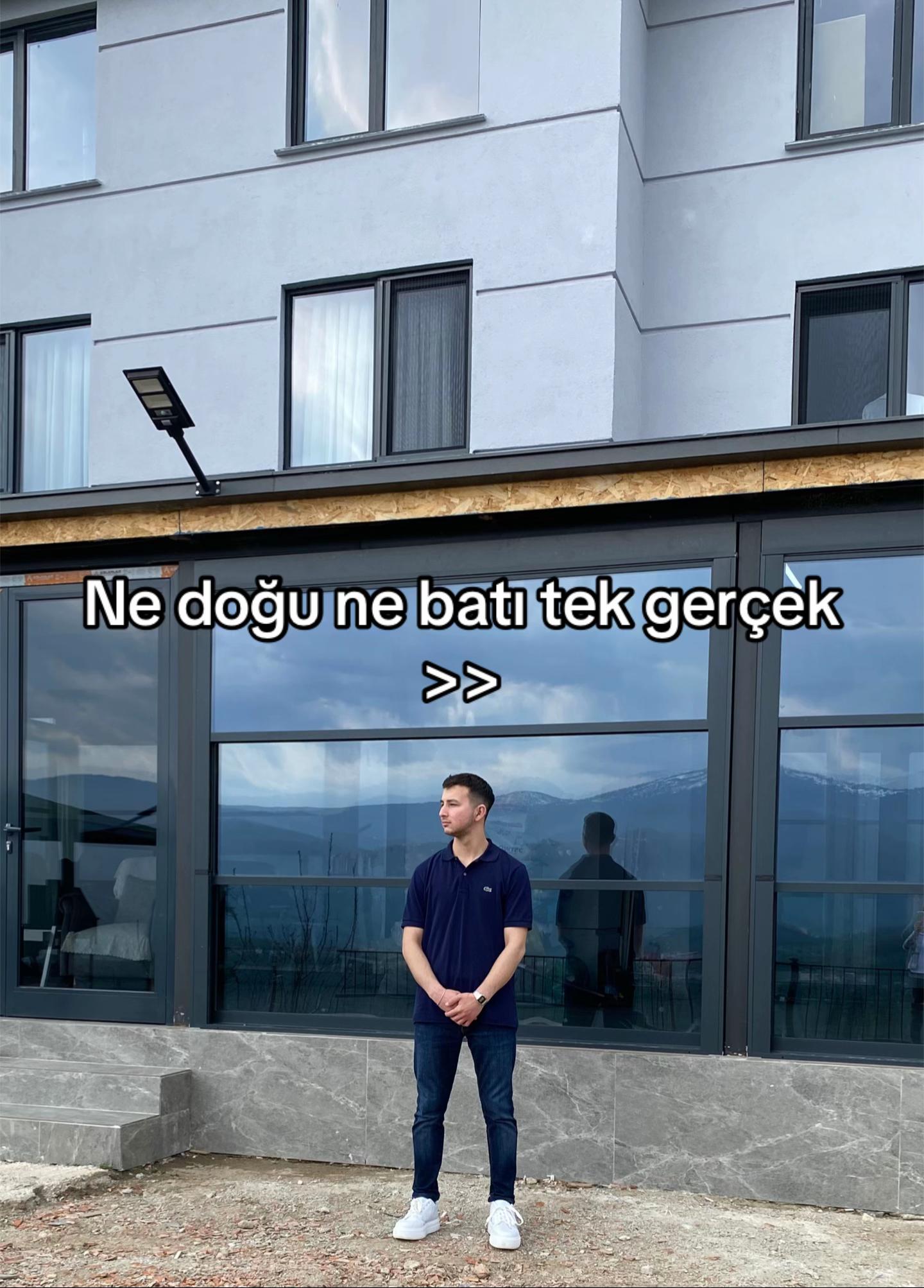 @cafer ✶