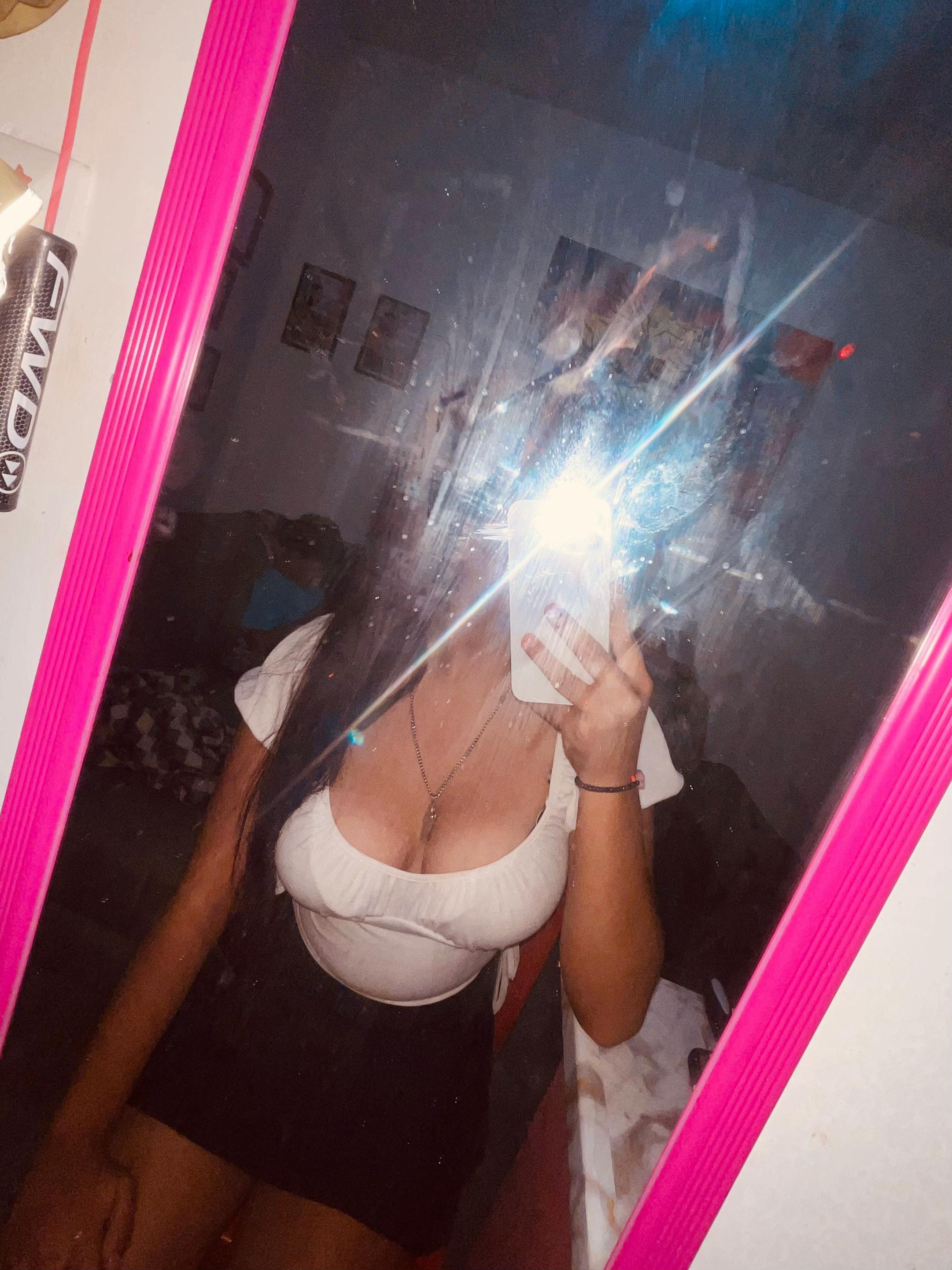 @𝐢𝐭𝐳𝐚🍓