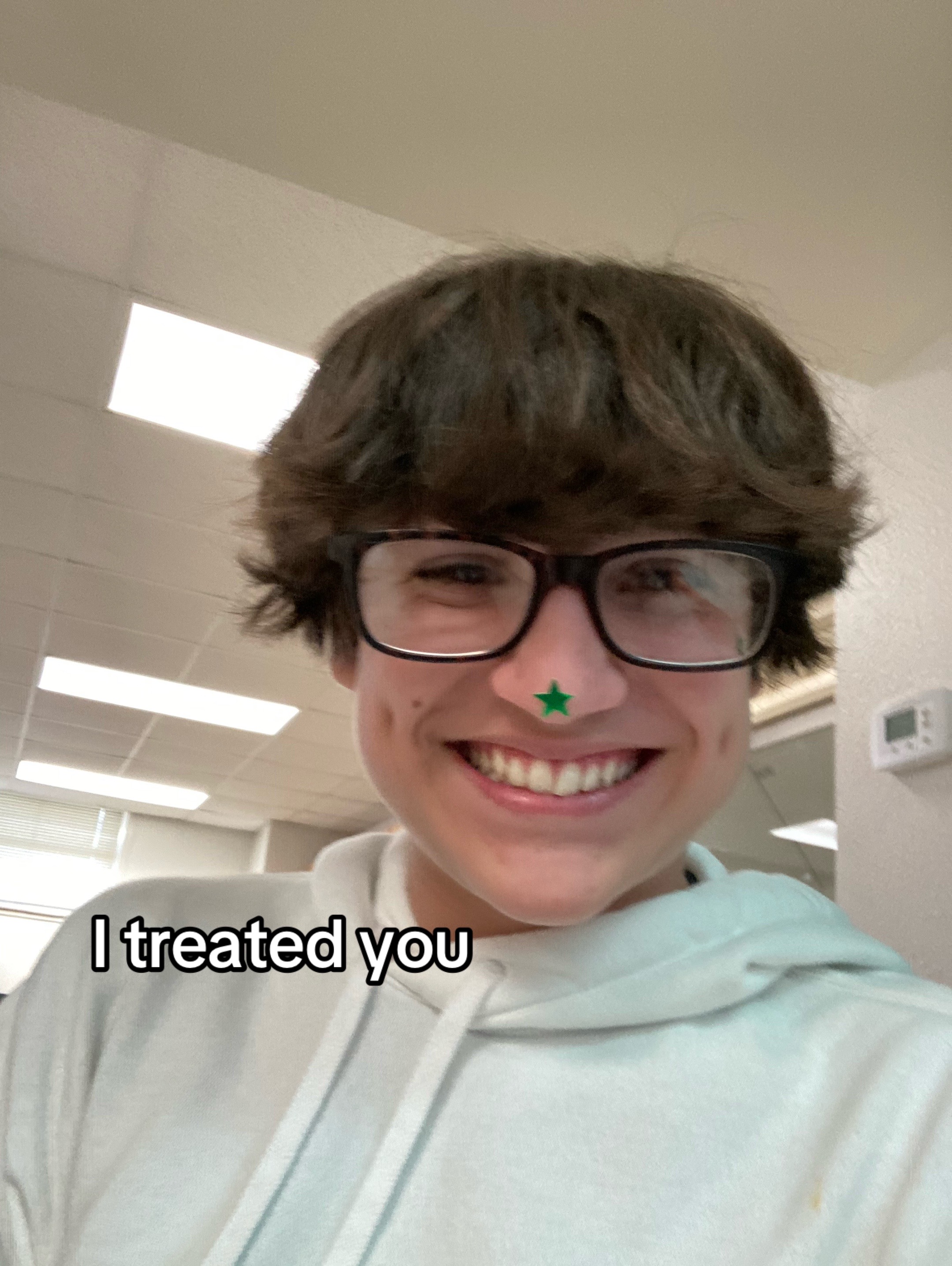 @🫥