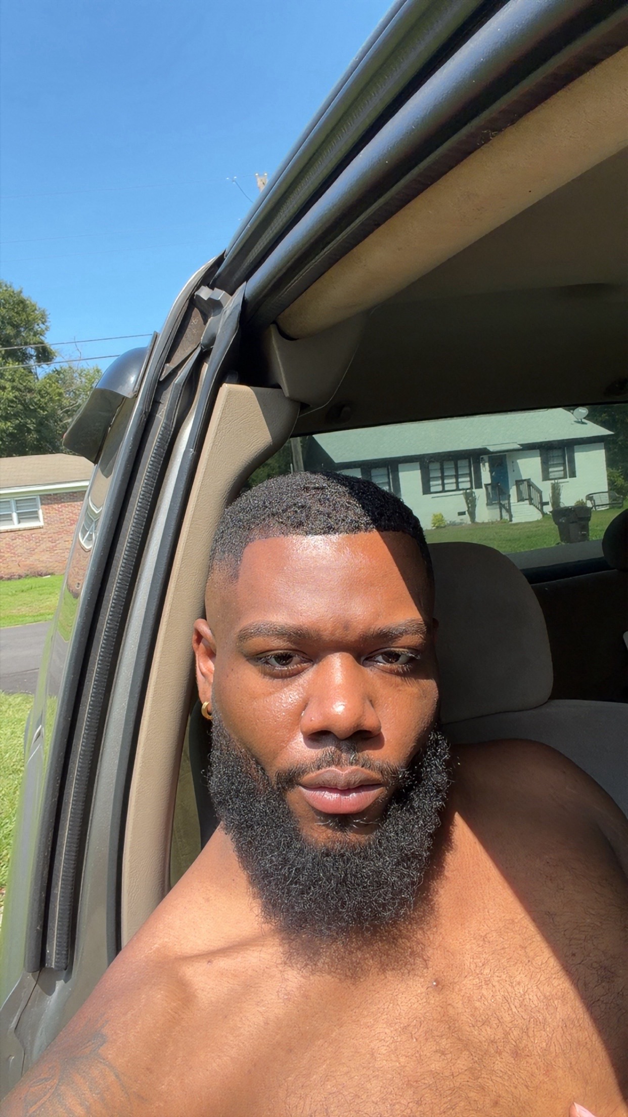 @Trinton | Lifestyle Creator