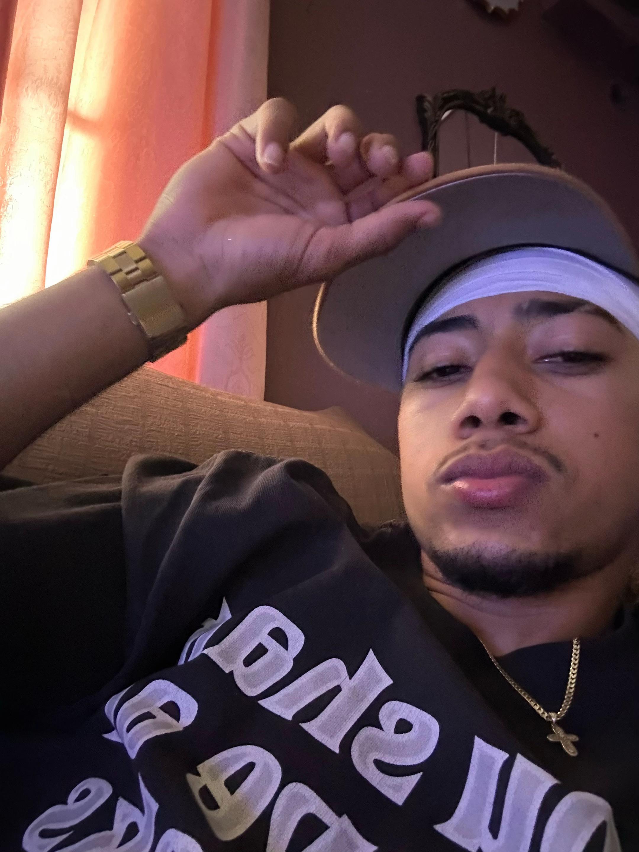 @Angelito🇭🇳🤴🏽