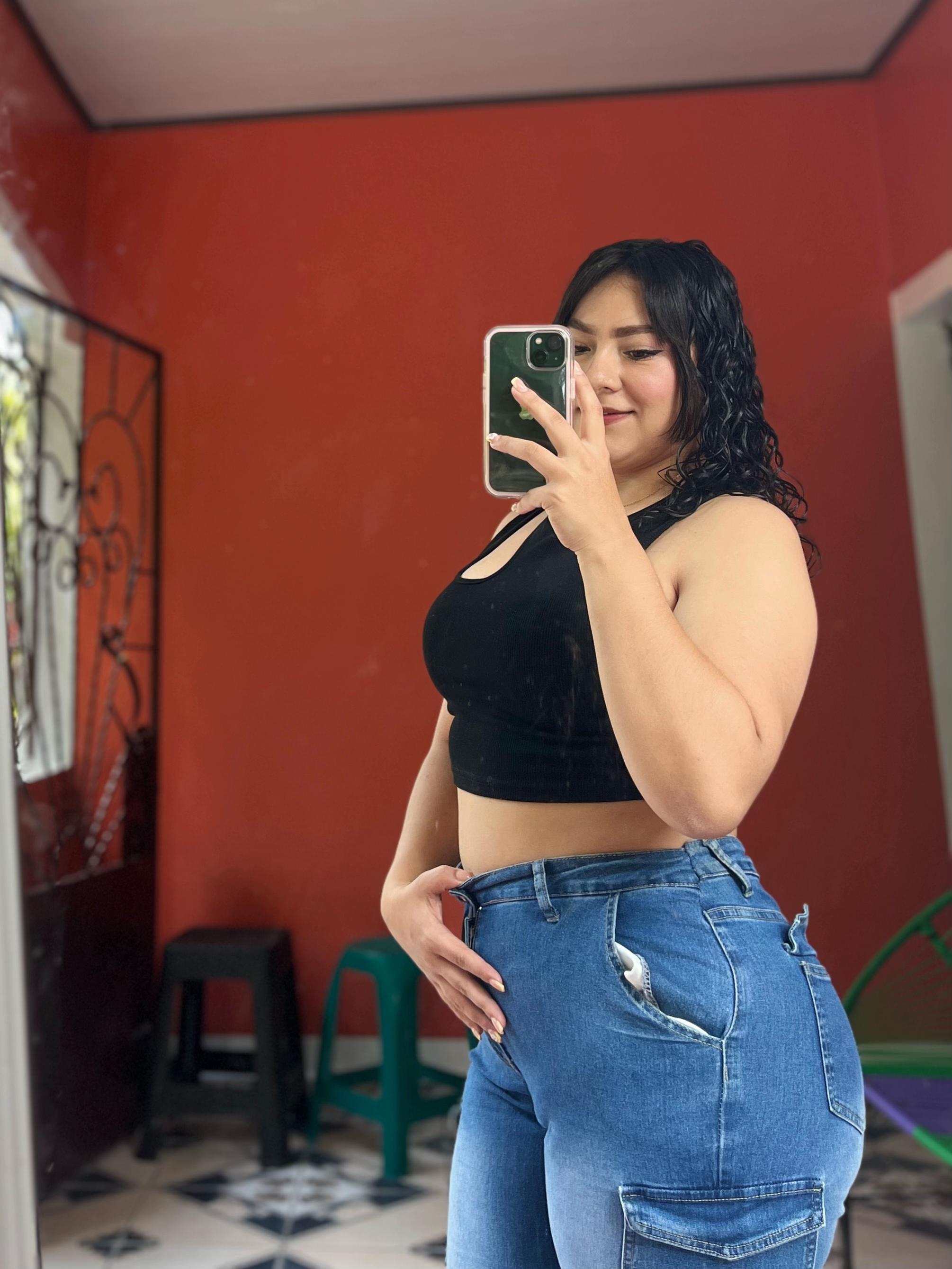 @ERIKA🐈👑