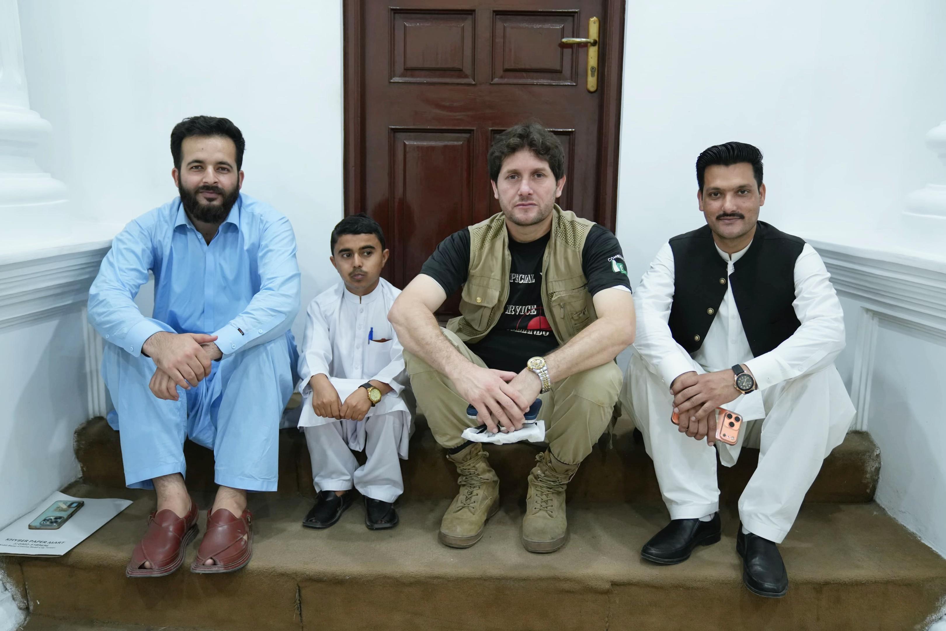 @Arif Khattak