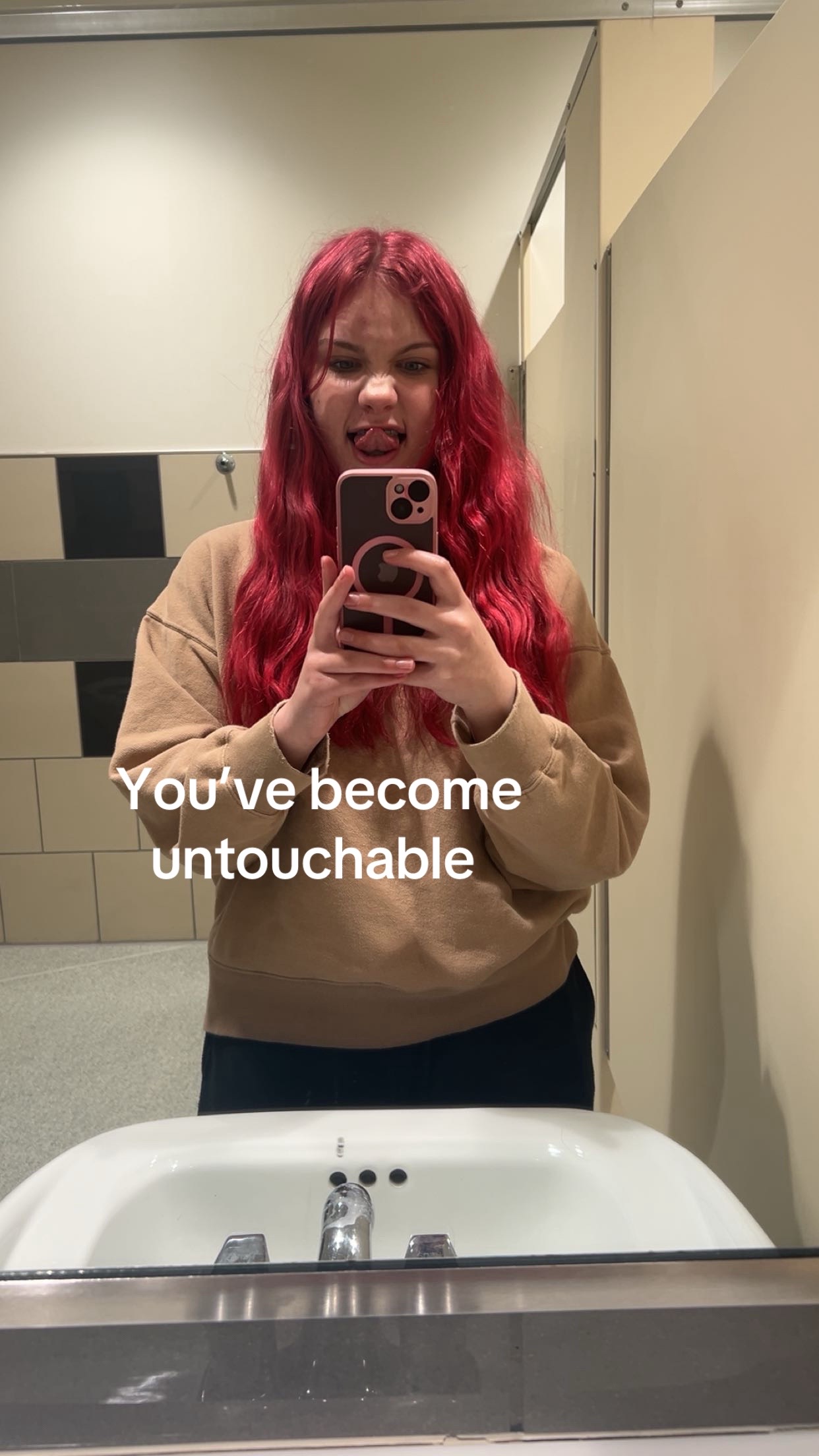 @🐝Raeleigh🐝