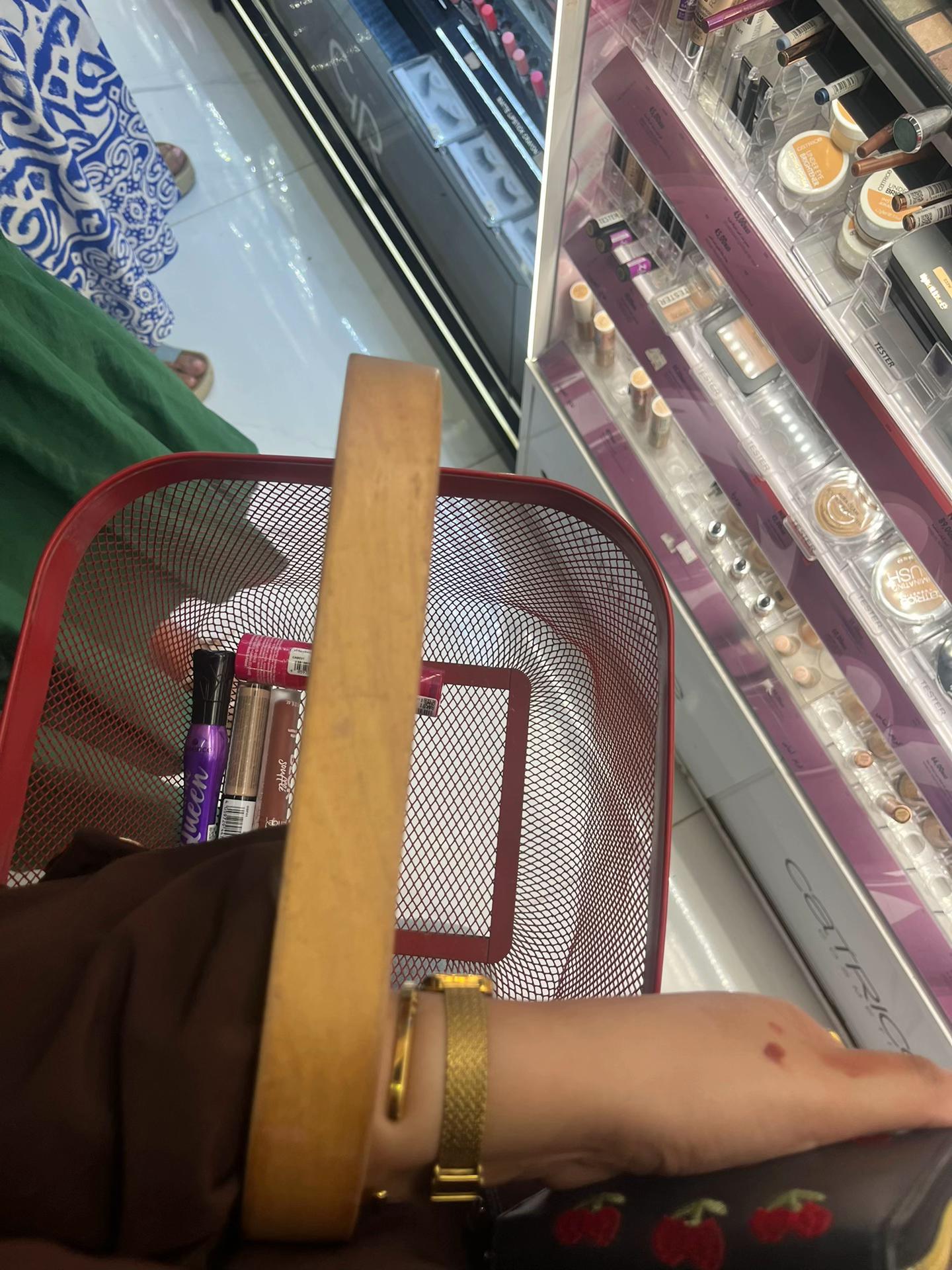 @Halima_Rhً🥀