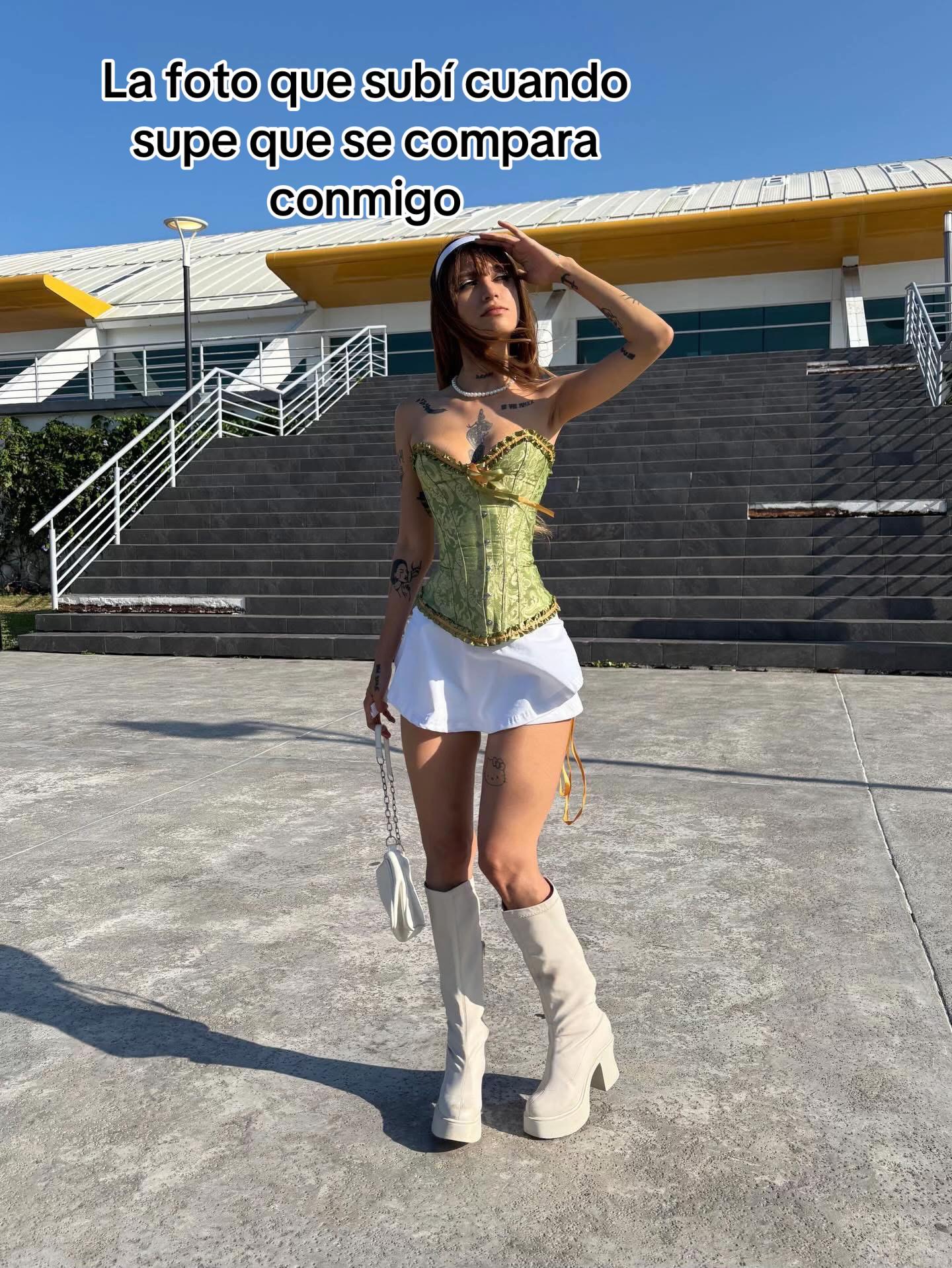 @Hillary Mart&iacute;nez