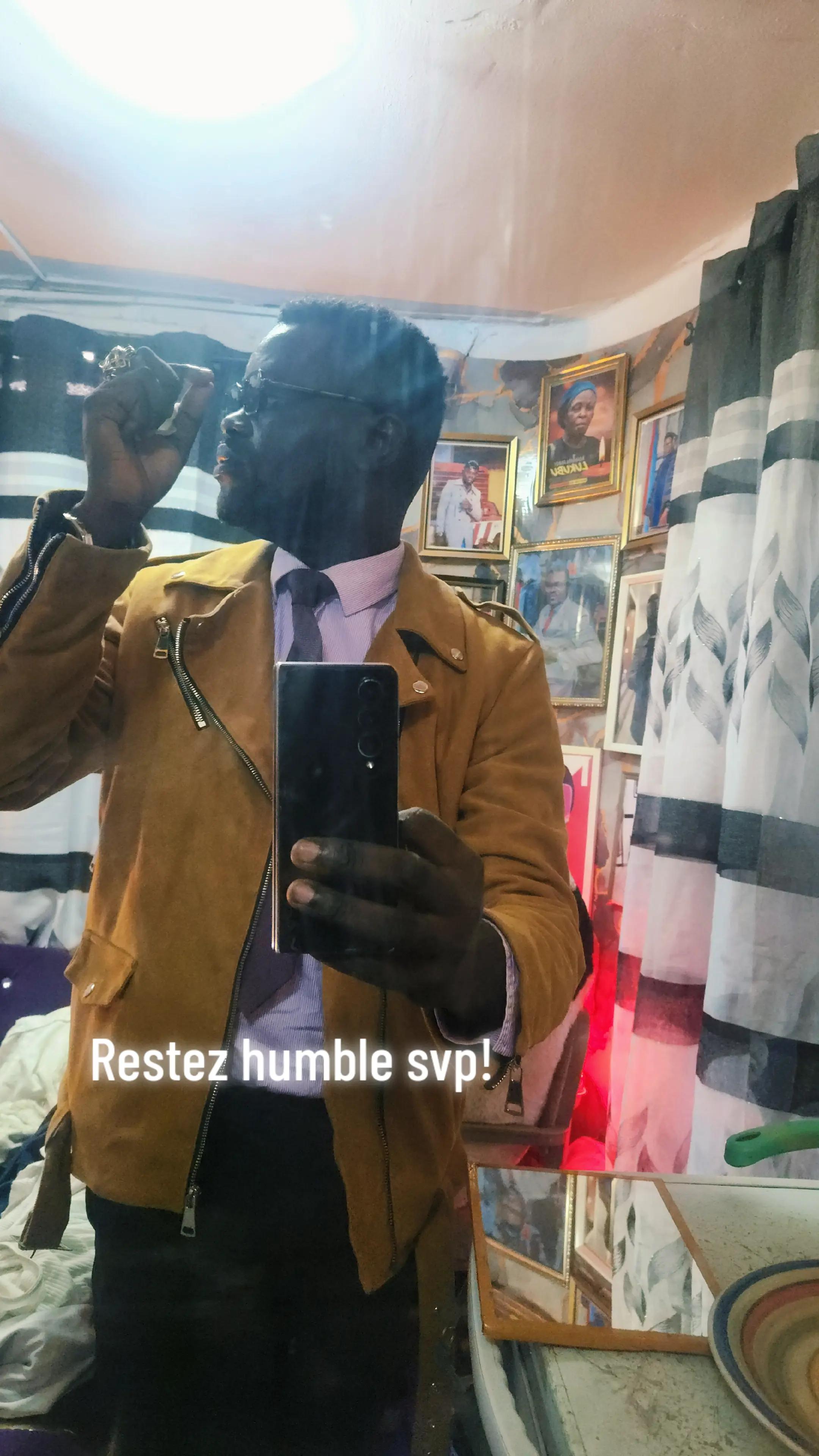 @YEYE ART LE SUPER 👑👑👑