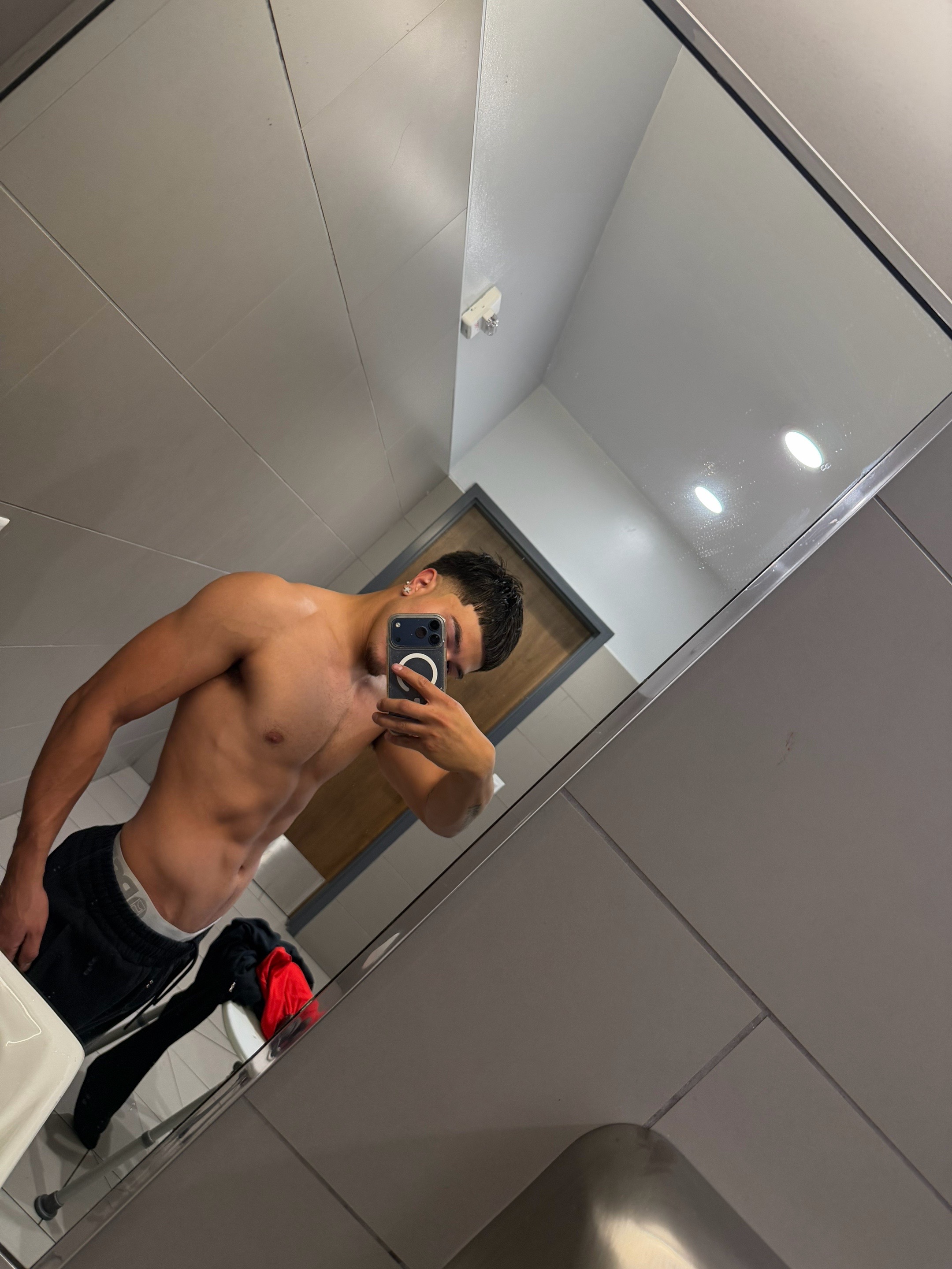 @zayyyy27