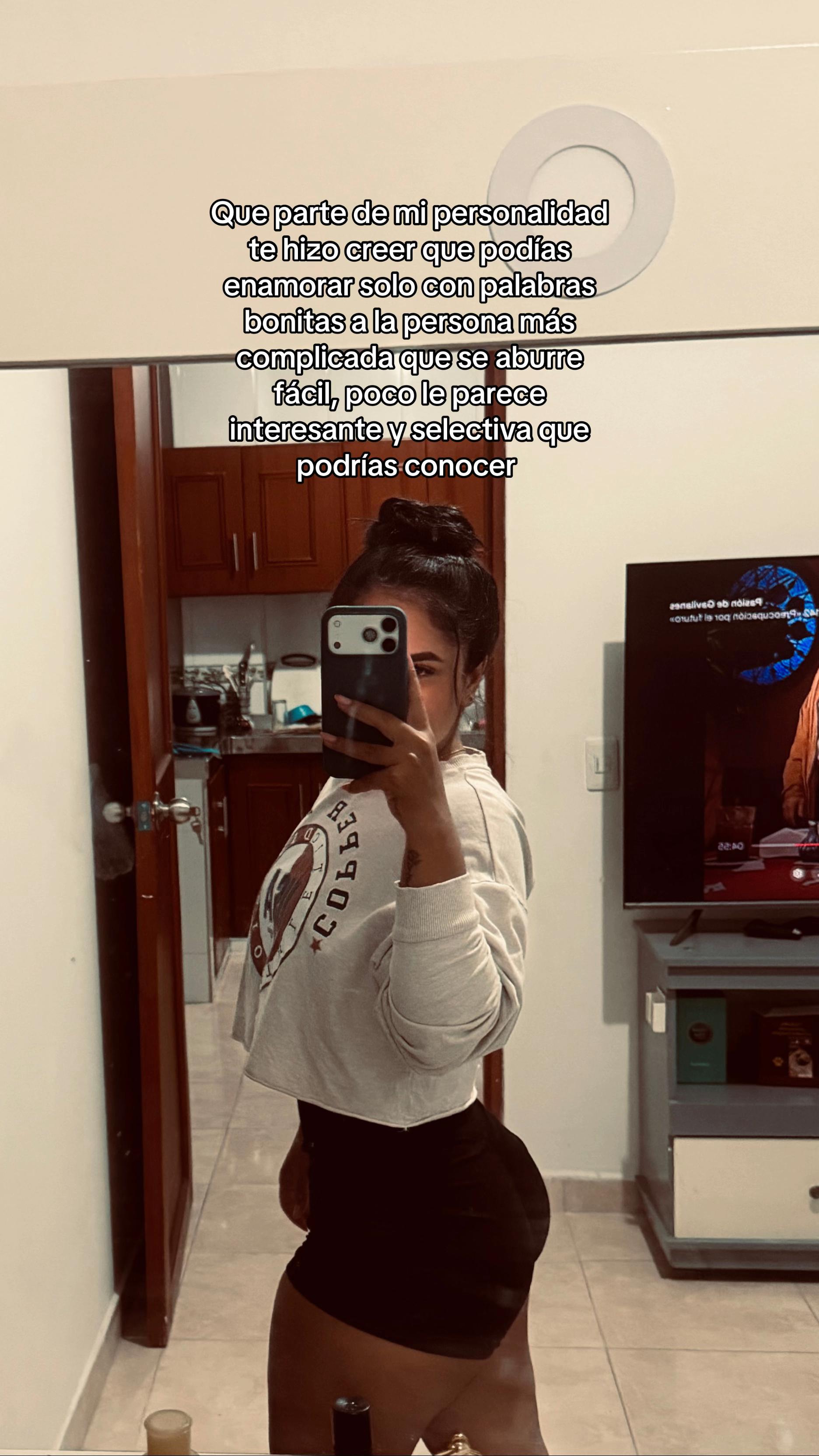 @N A N A  🖤
