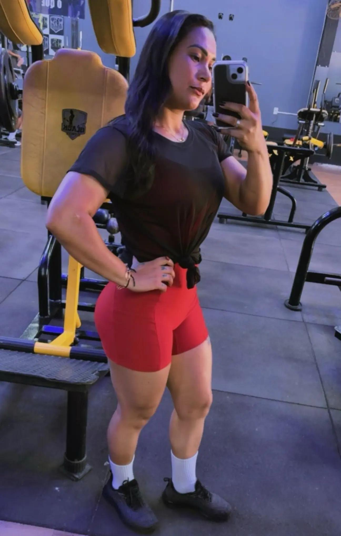 @jú