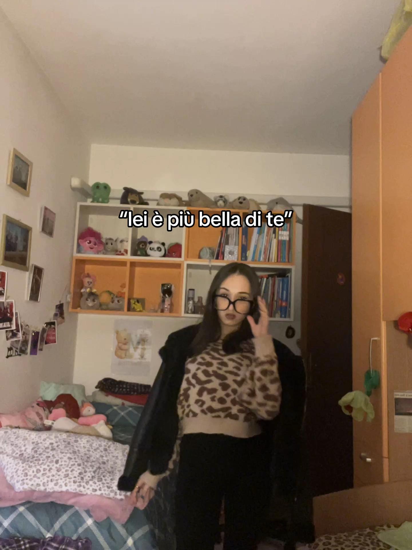 @👧🏻