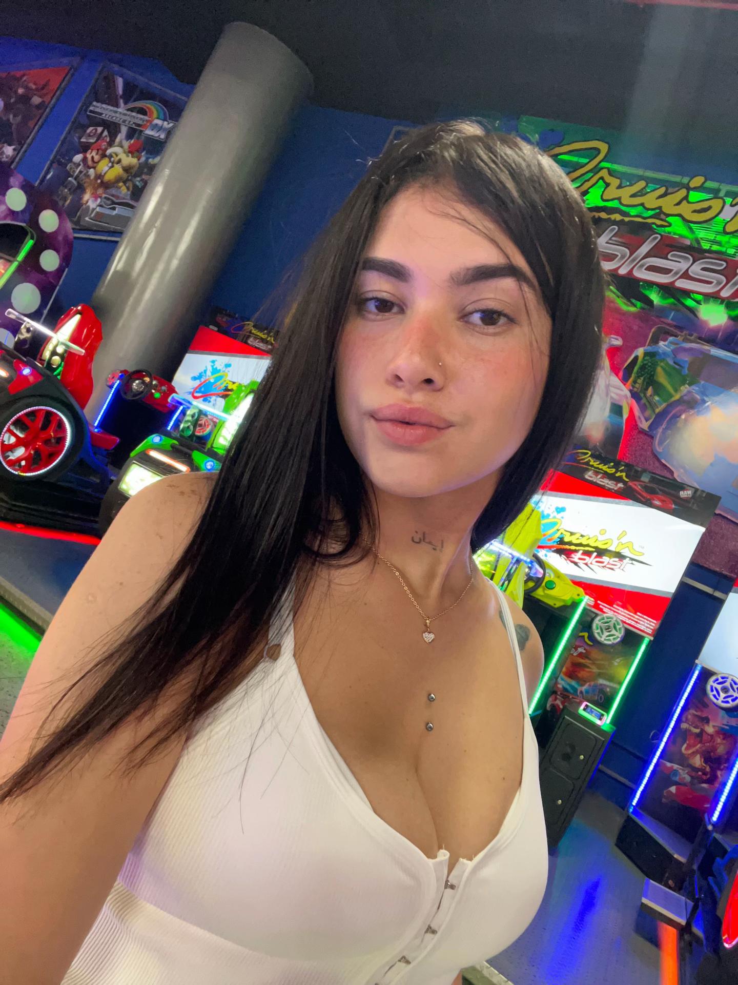 @Ale🍓