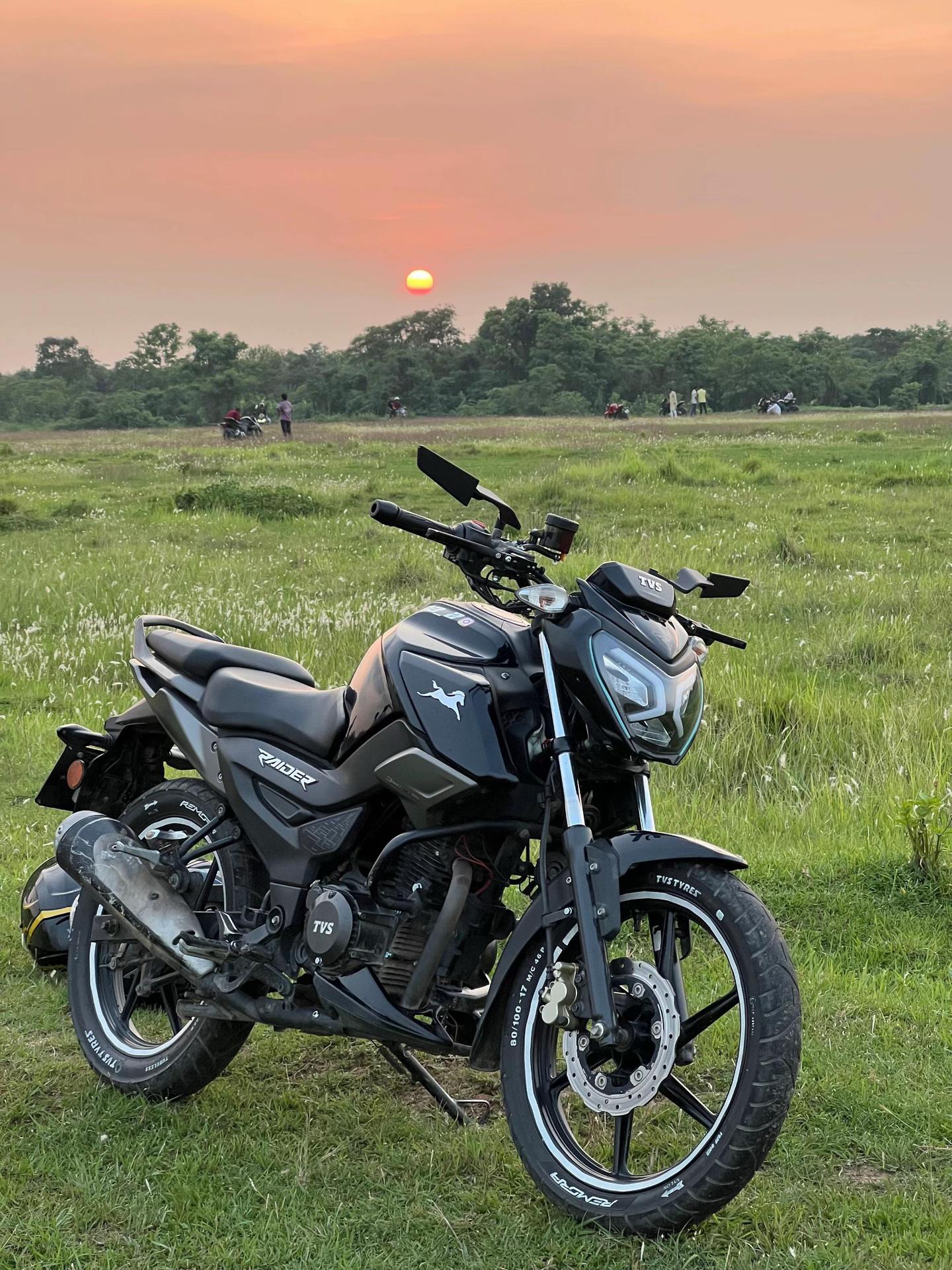 @Jibon⛎ (Kala)