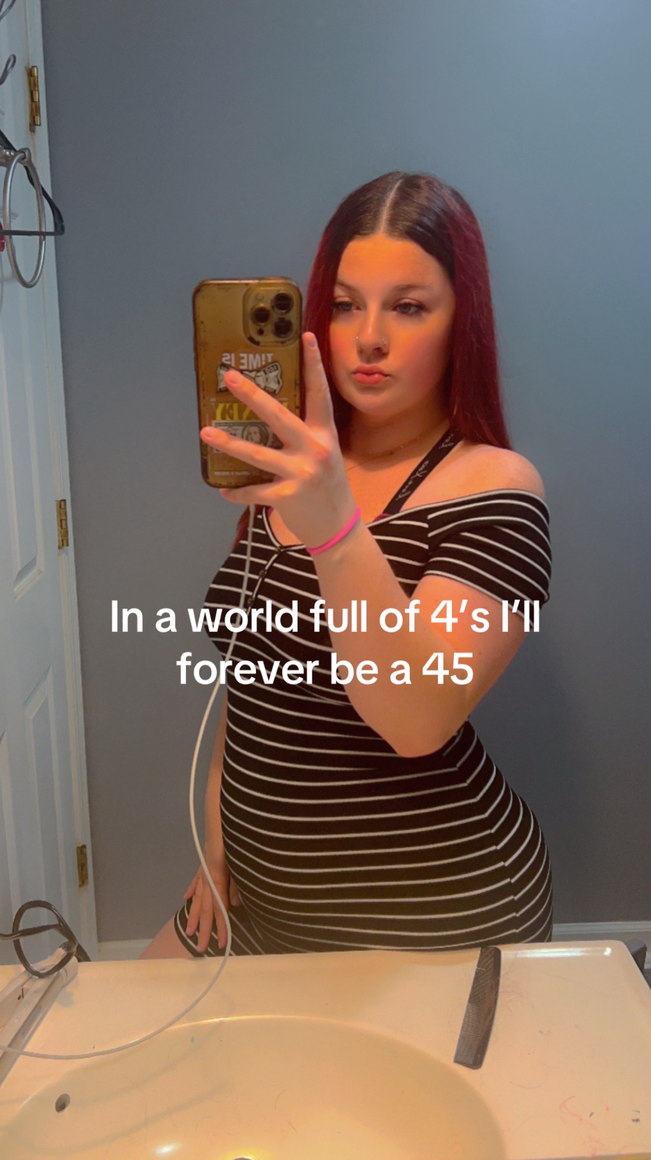 @Biancaaaa💜👣