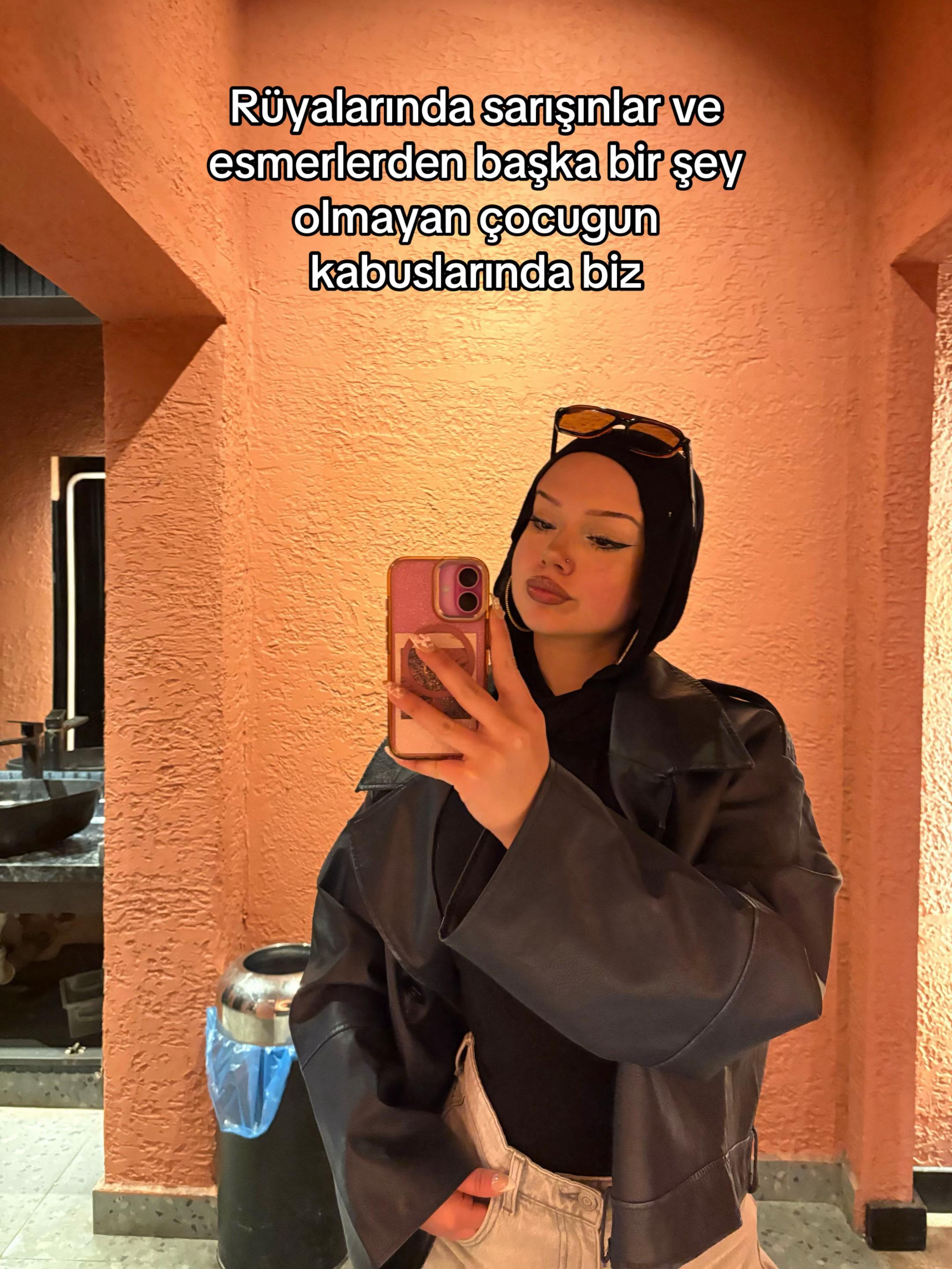 @Esmoş🎀