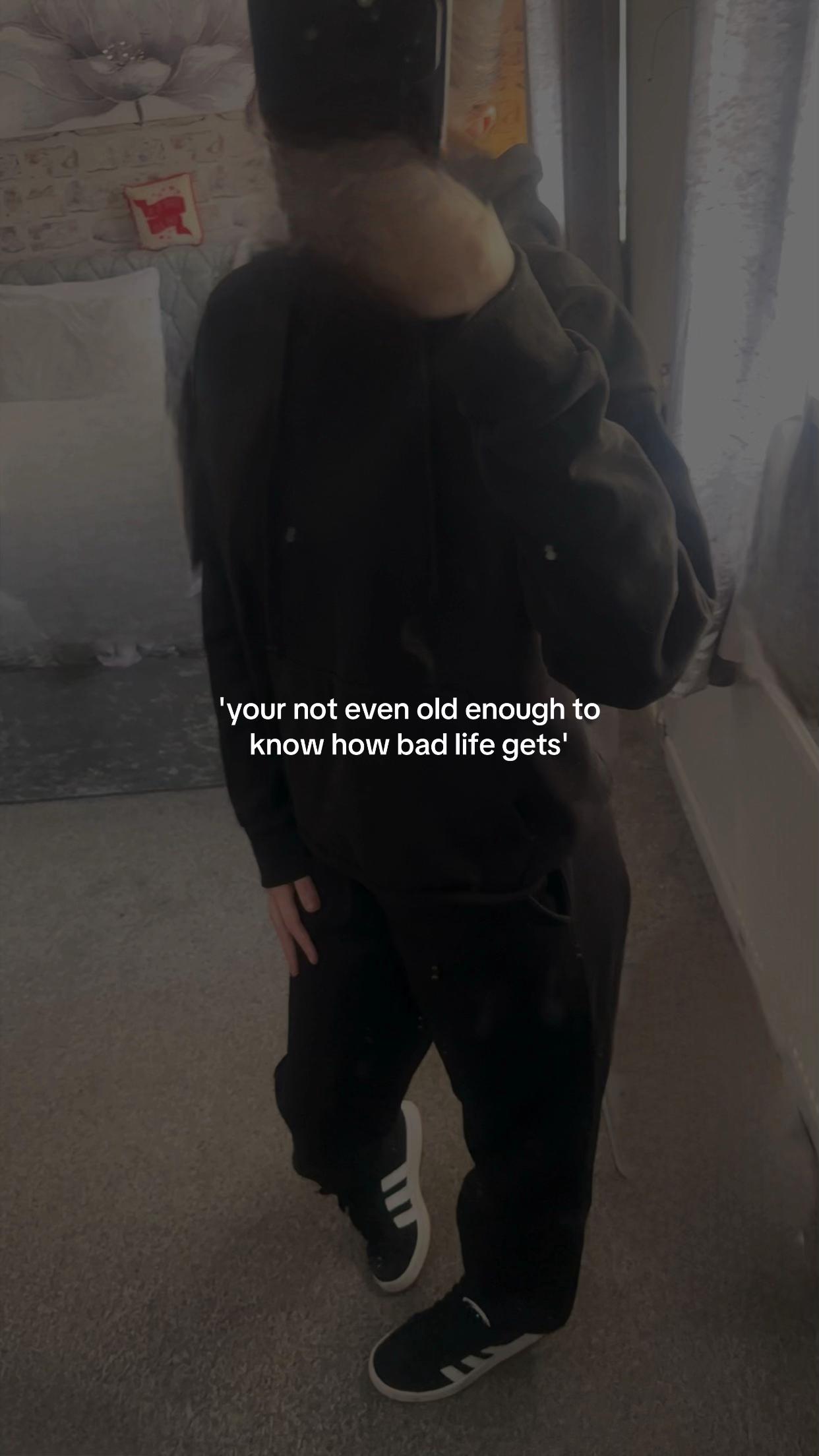 @𝐓ꨄ