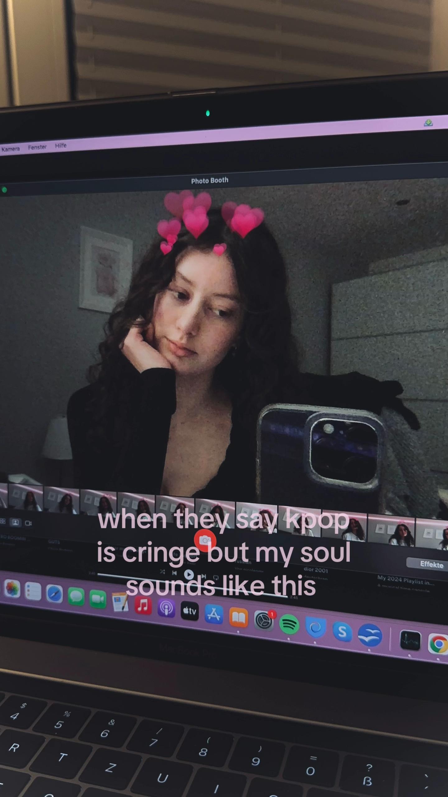@nicole