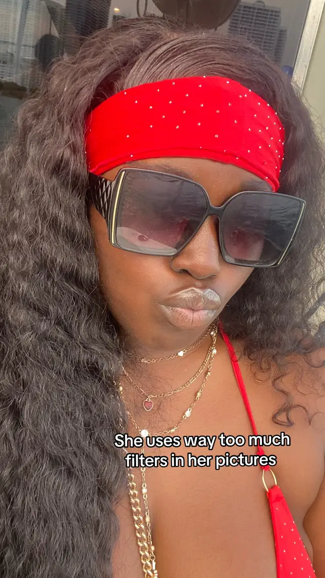 @simplycece