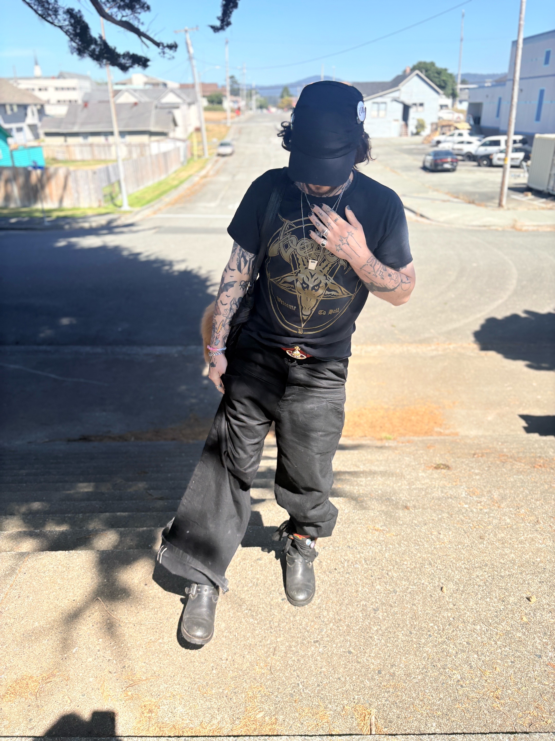 @LeVi4𐕣hvn⛧ ♱ ☥ 🜏🦇