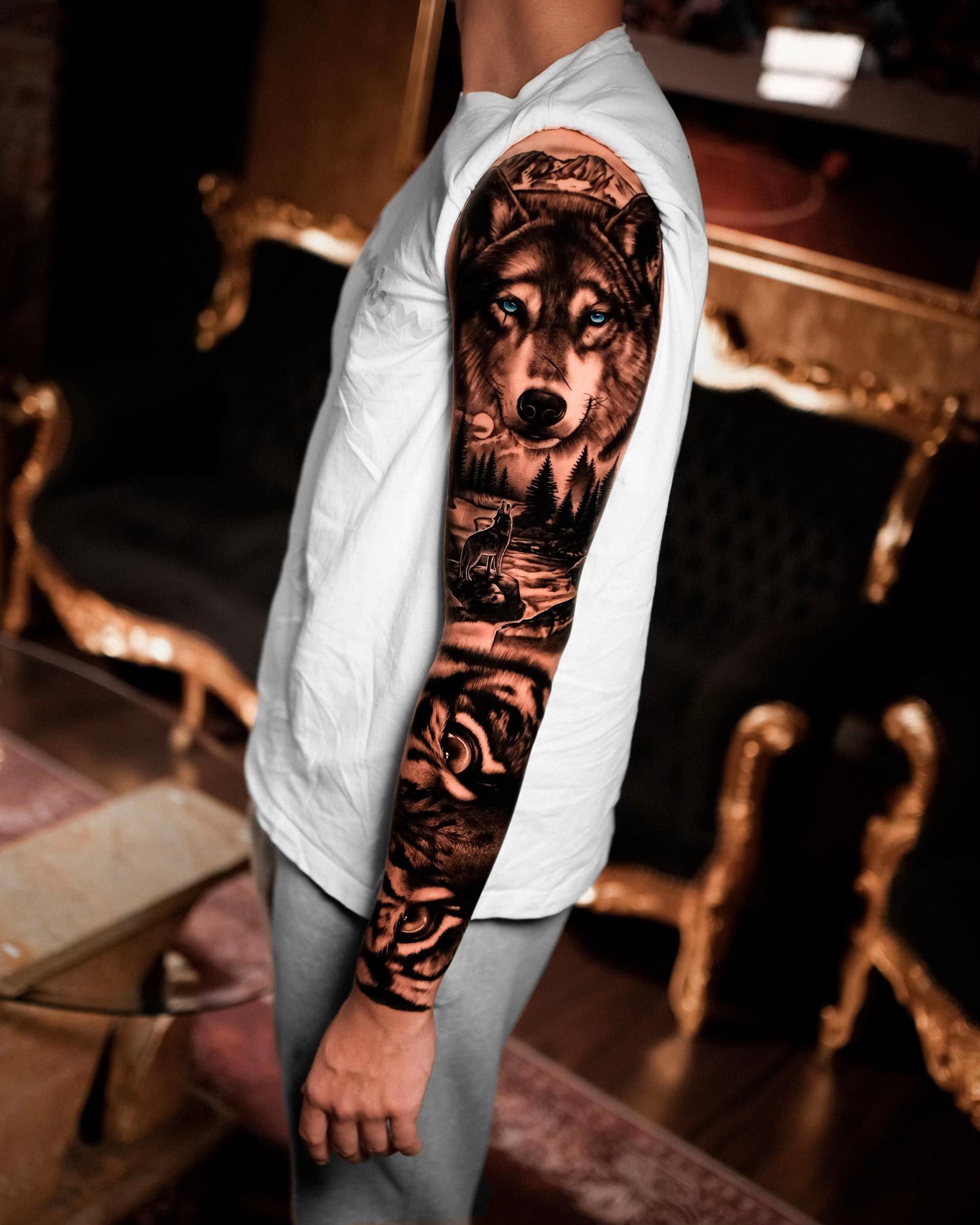 @Neon Tattoo Bonn