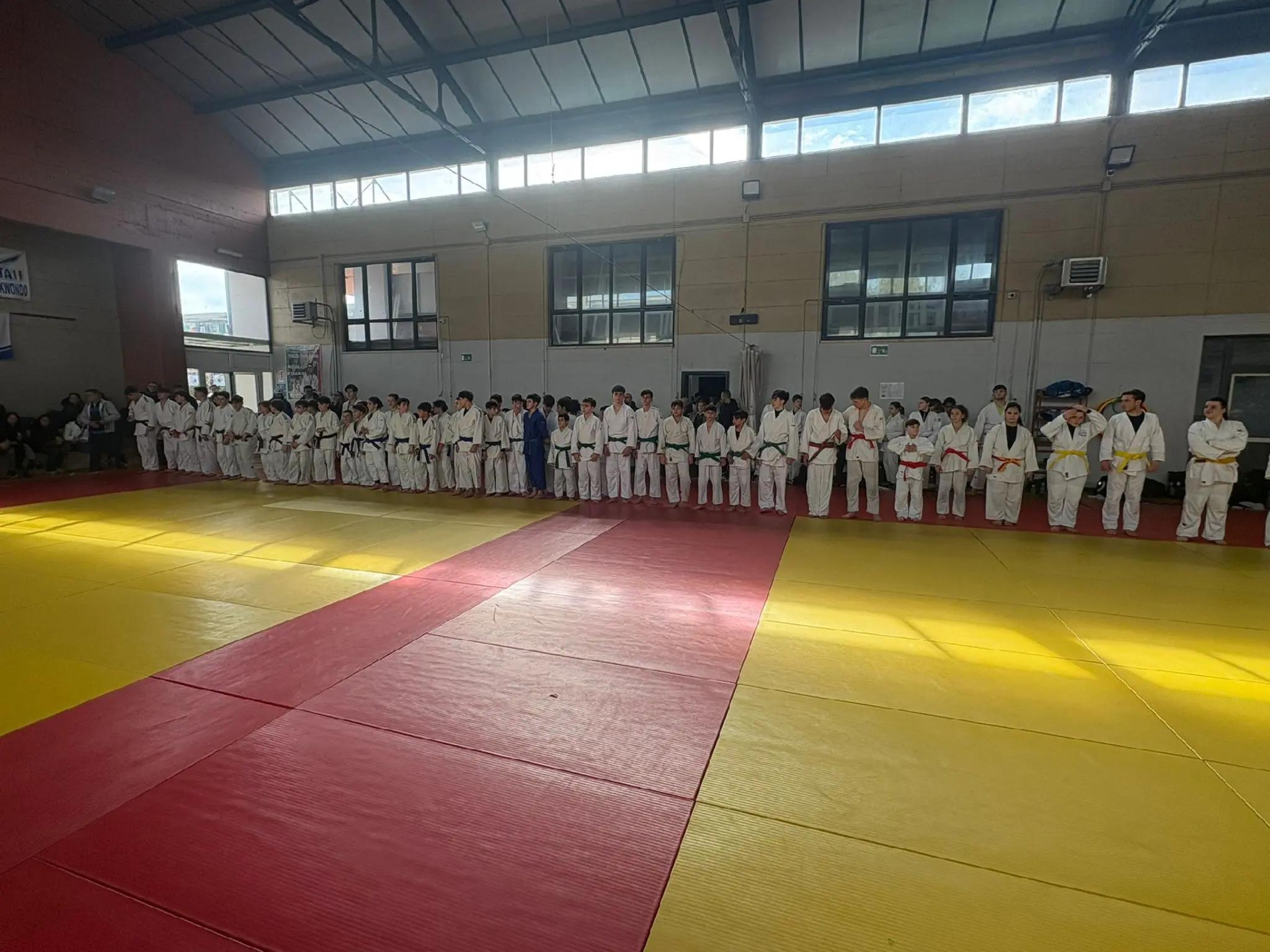 @Polisportiva Hariel
