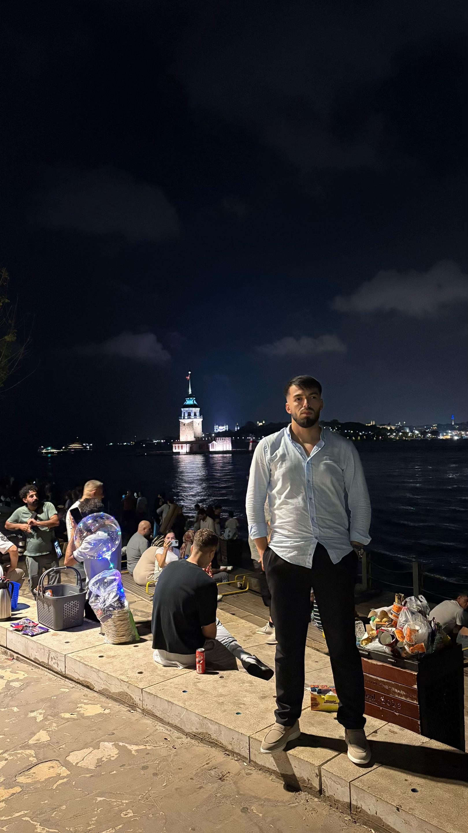 @BÖRÜ