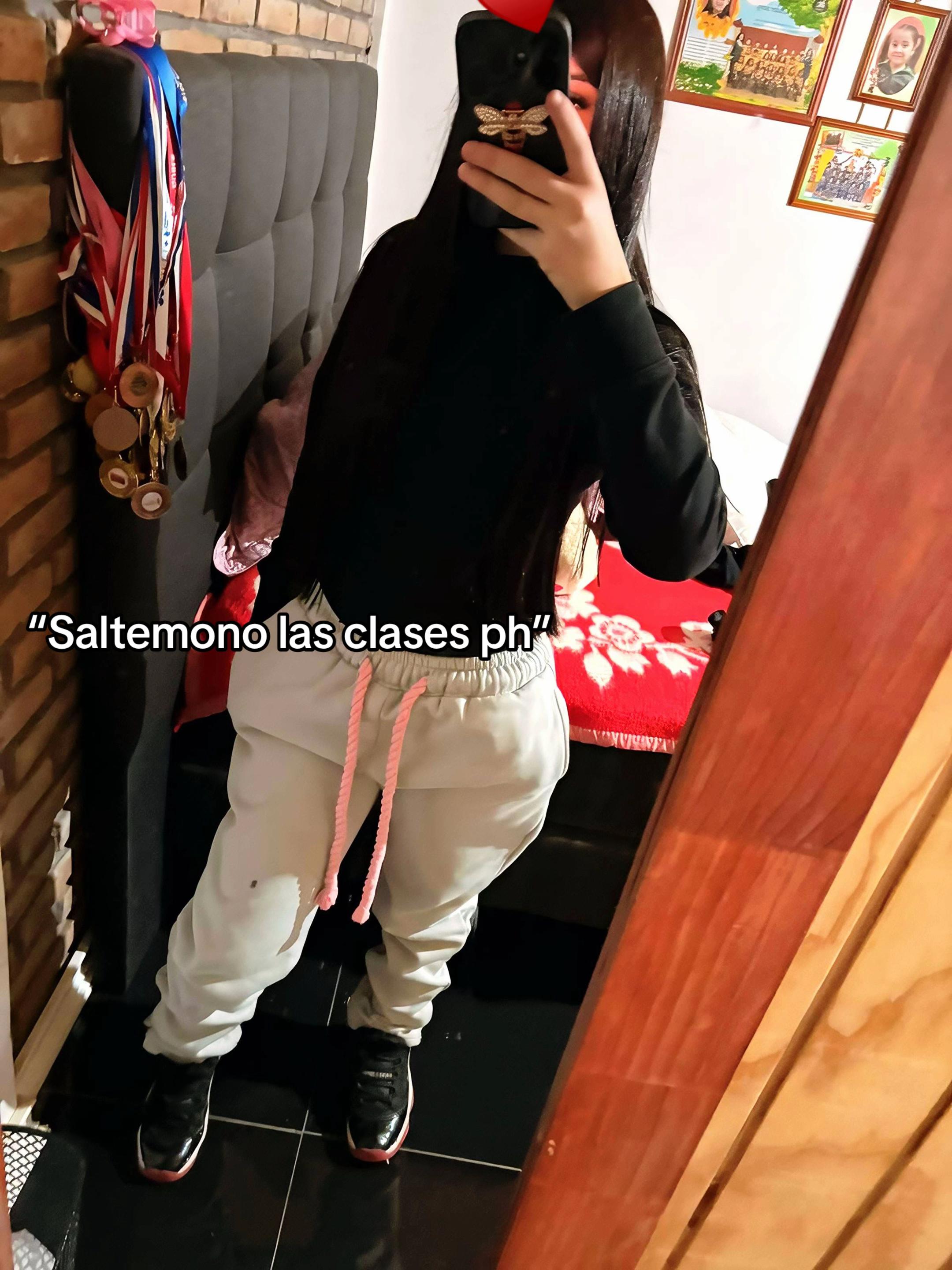 @𝓕𝓮𝓻𝓷𝓪𝓷𝓭𝓪 𝓰