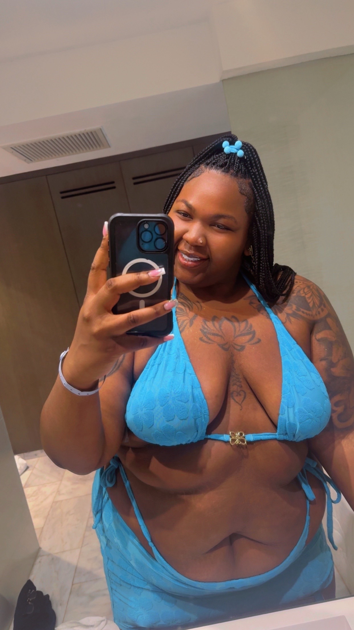 @6’3” Stallion