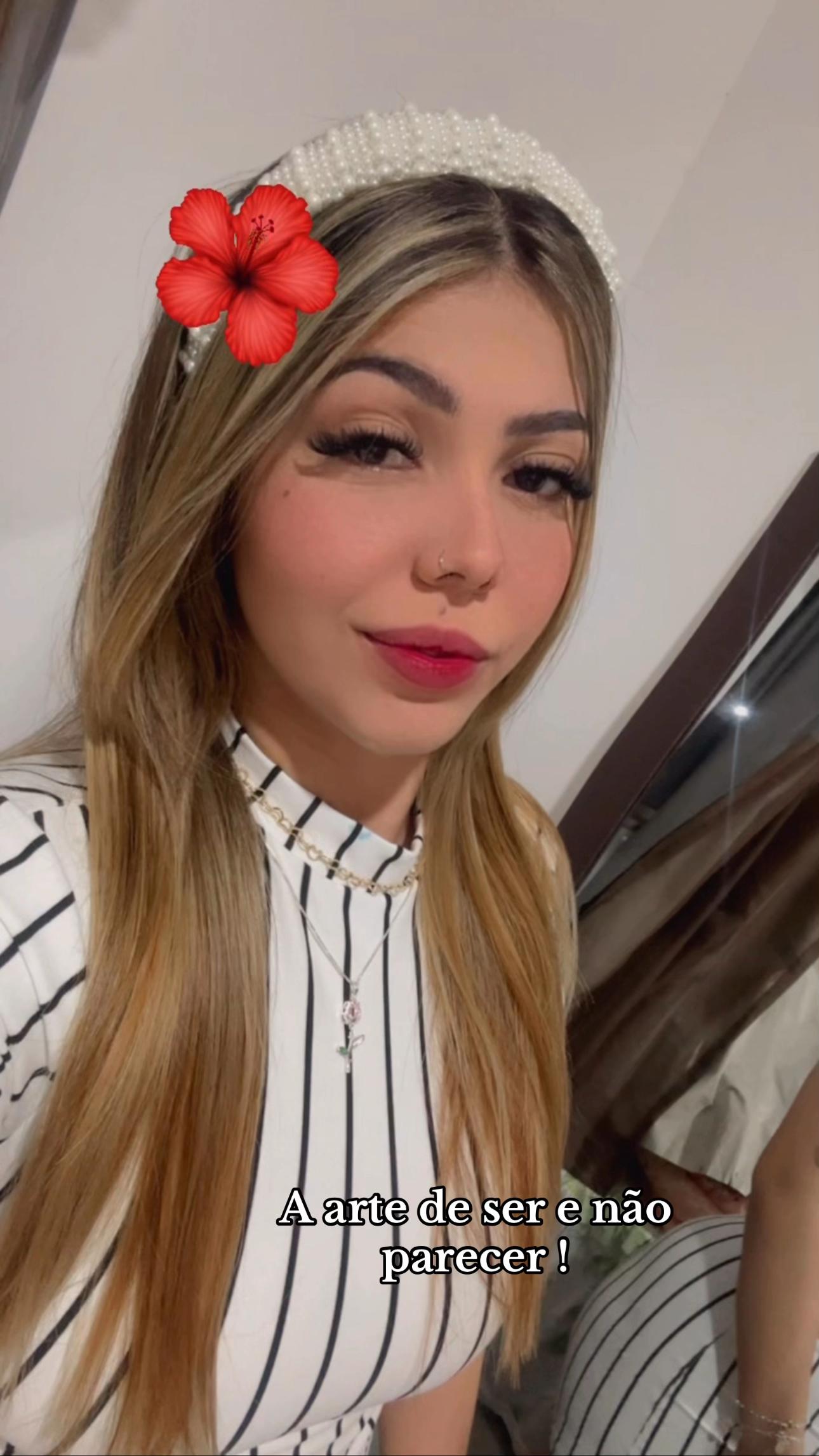 @Ana Vitoria Batista Souza