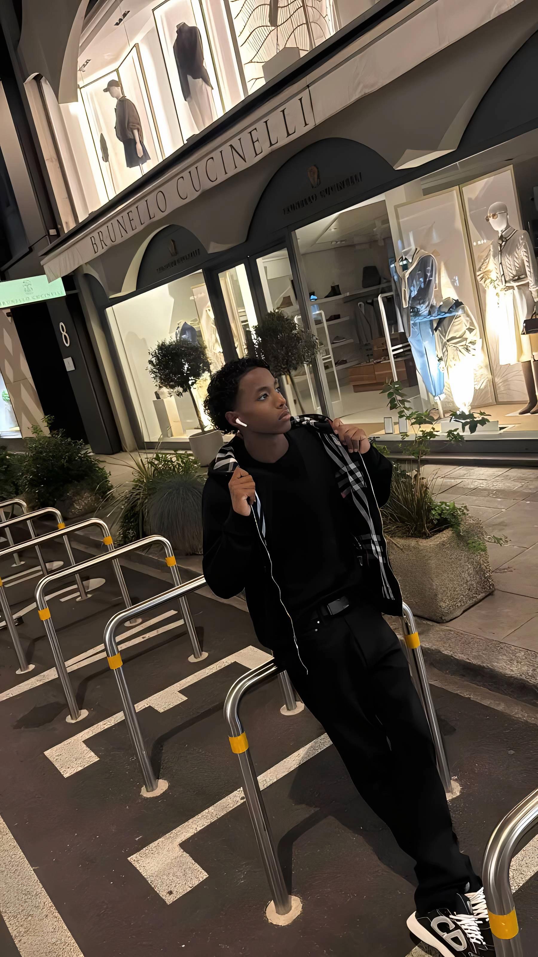 @e2ss🦍