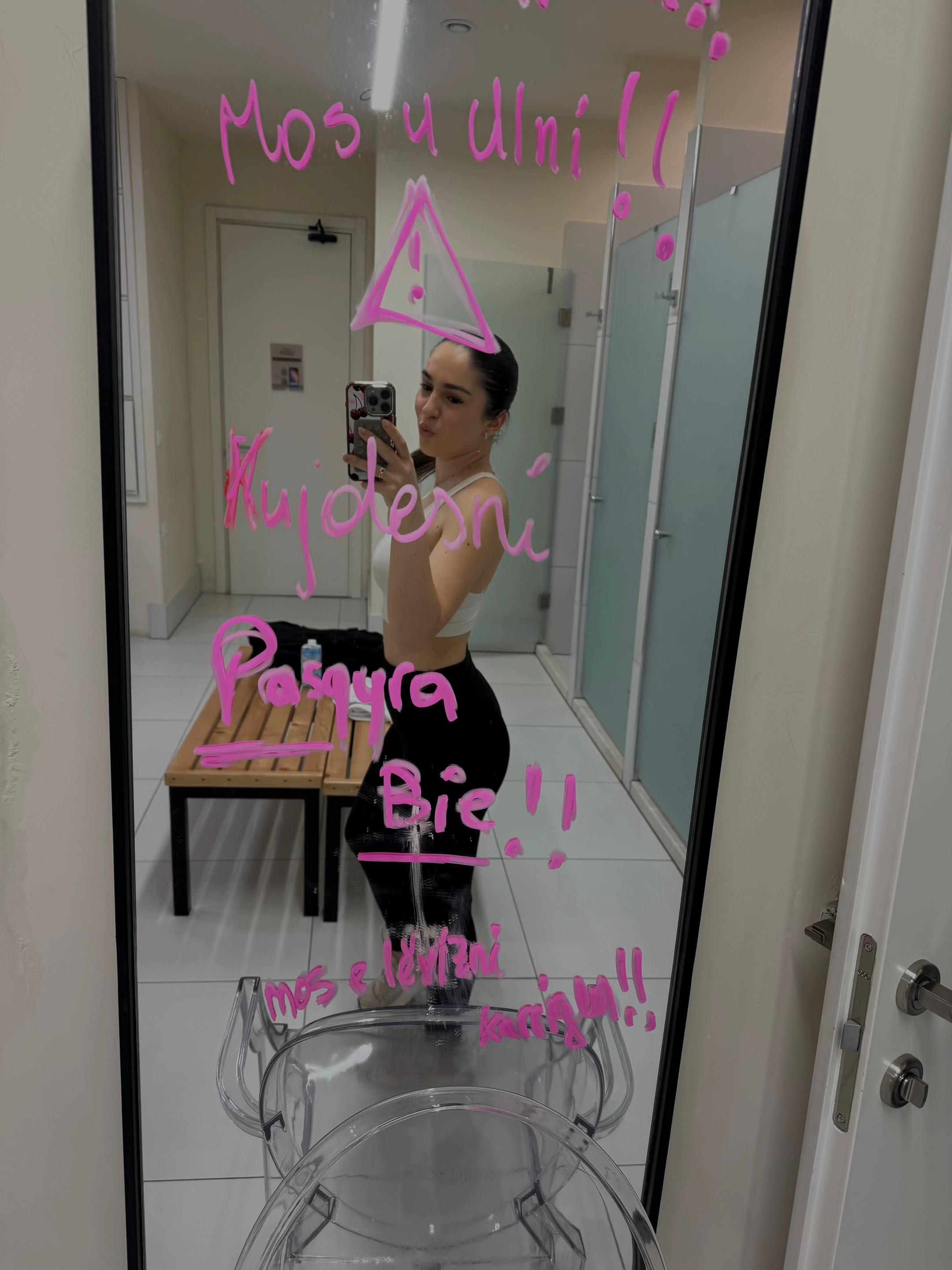@artemisthegoddesss