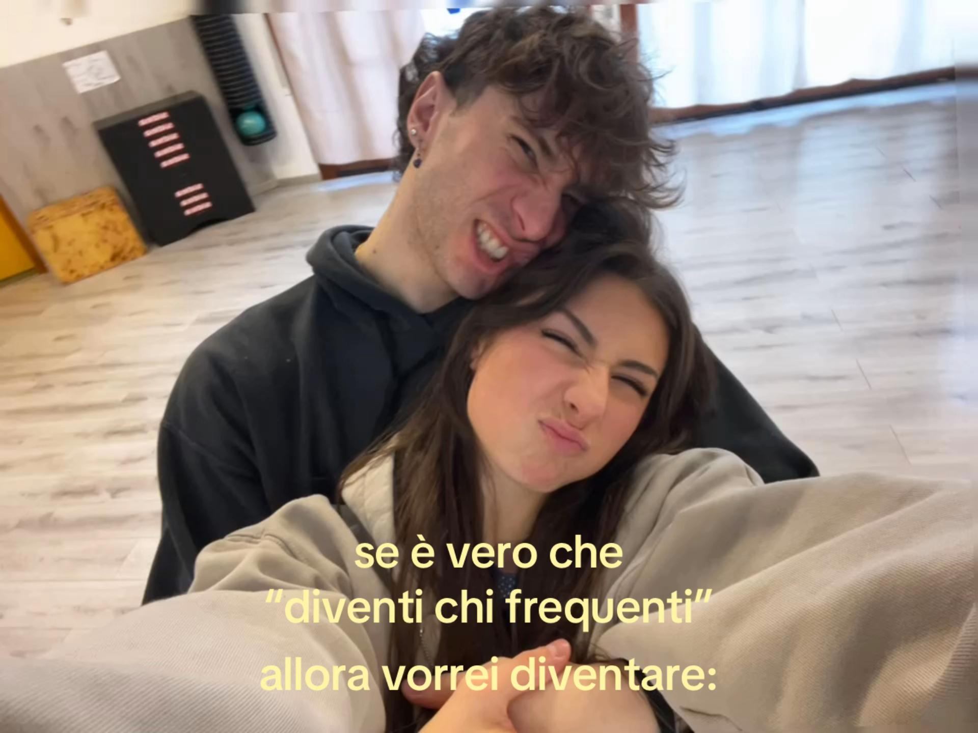 @Alic3