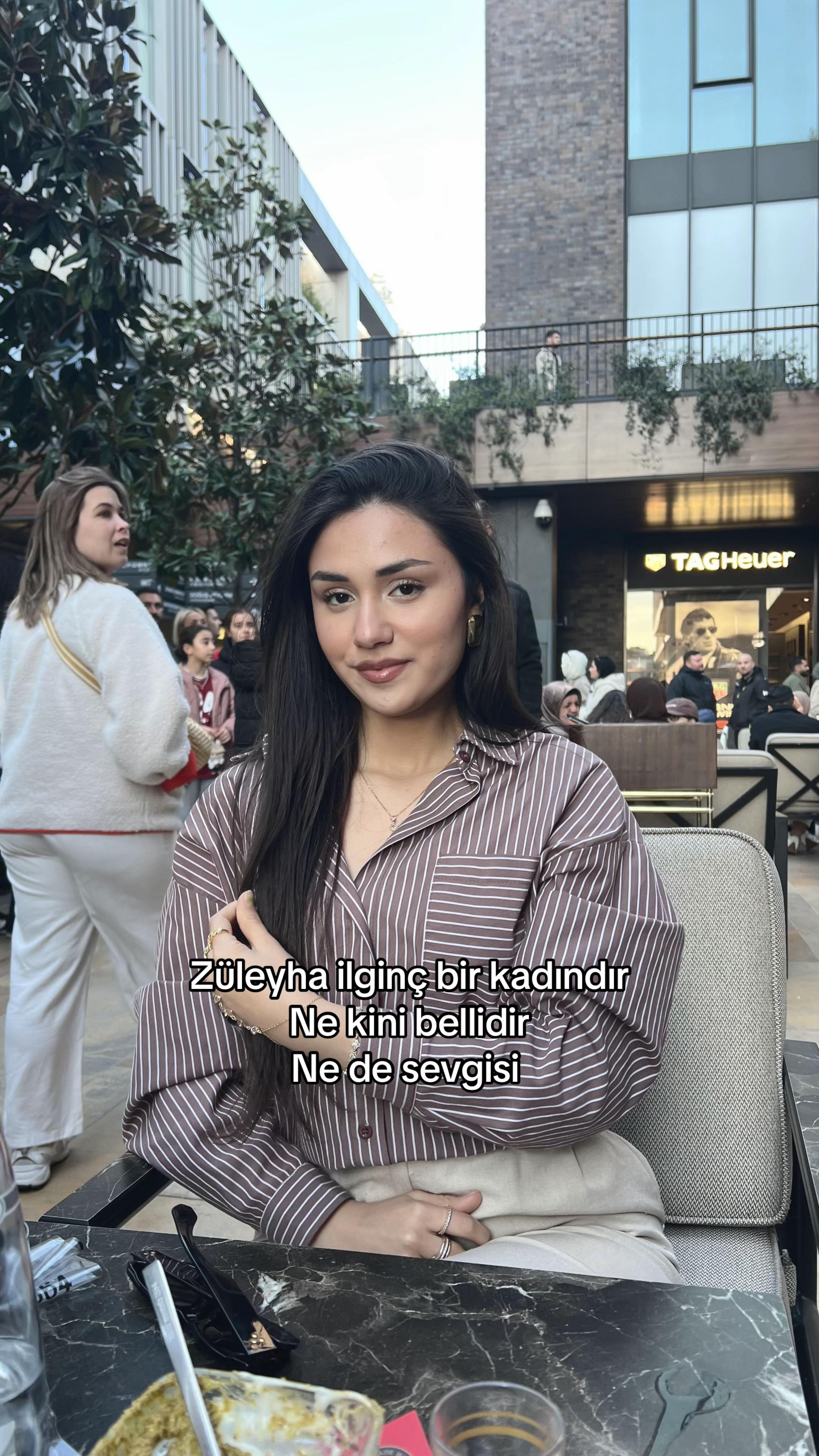 @İA★