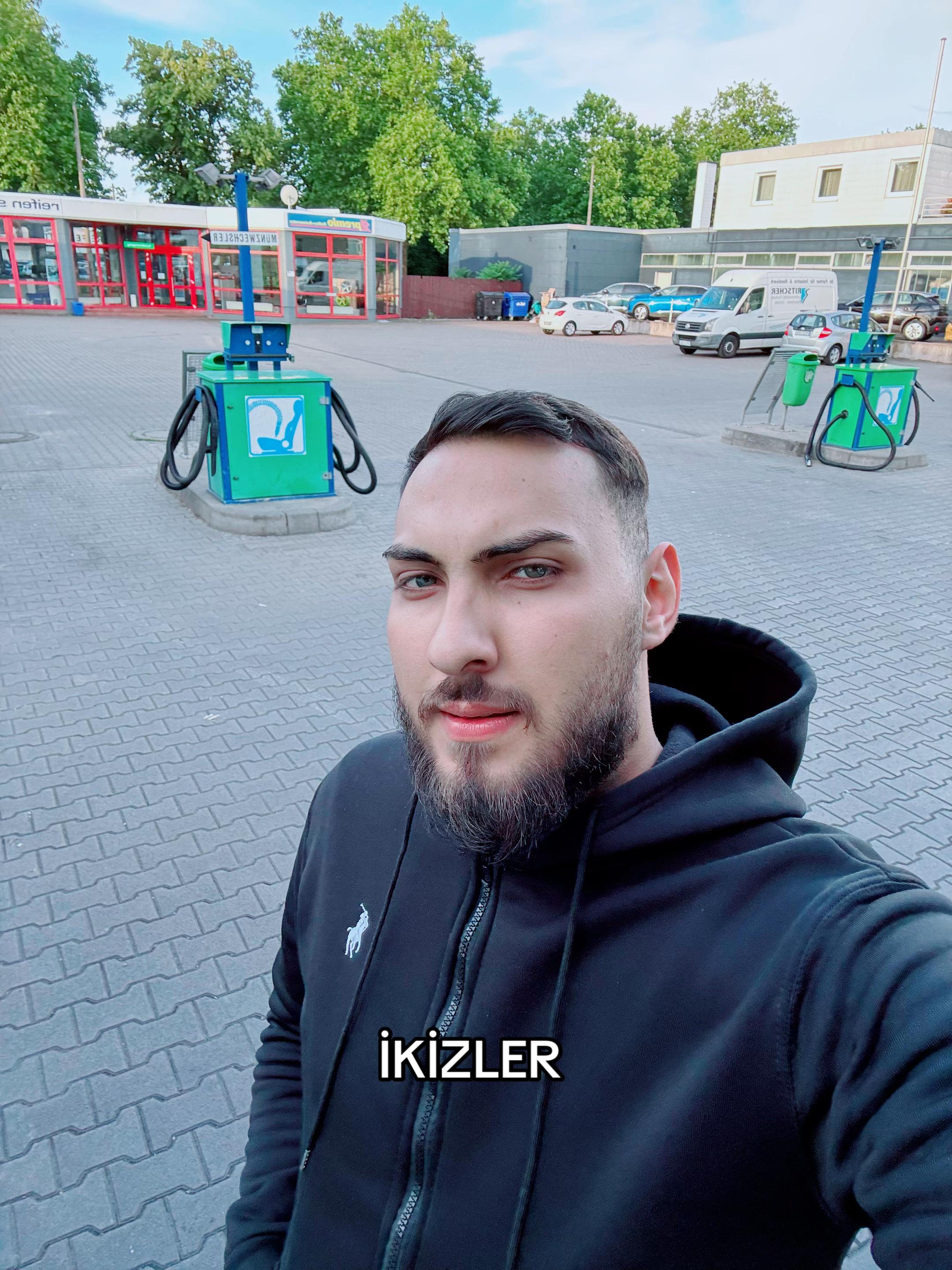 @♛ 𝓢𝓮𝔂𝓱𝓪𝓷 ♛