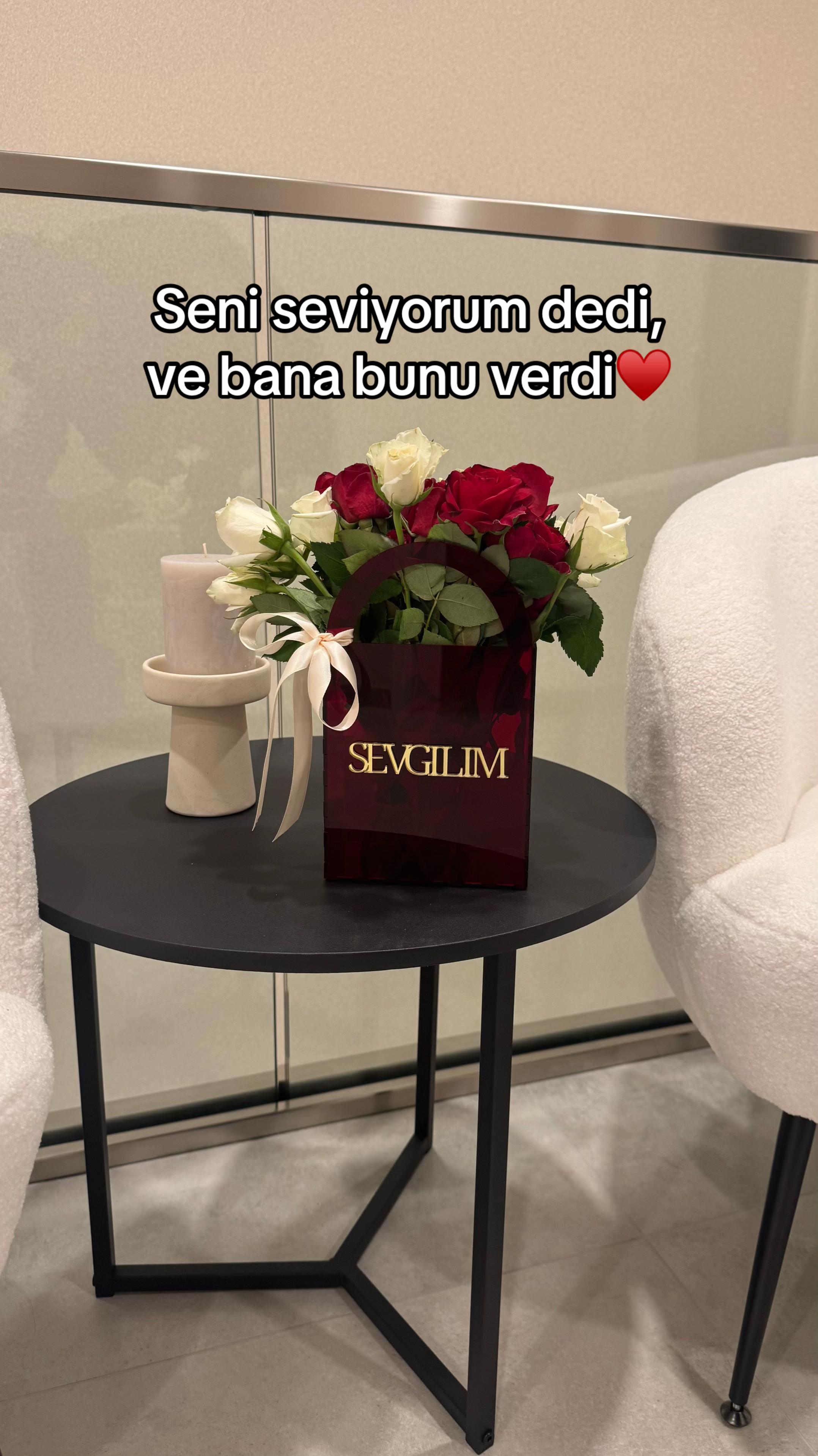 @Nehirbonboniere