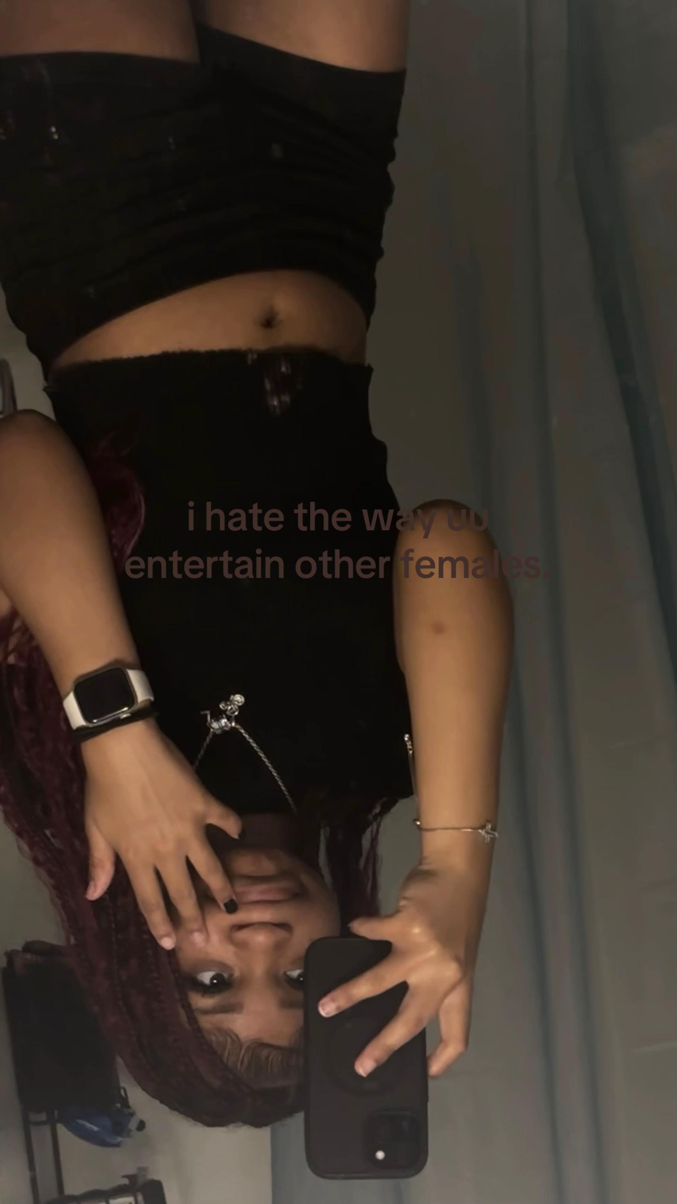 @yes i like girls