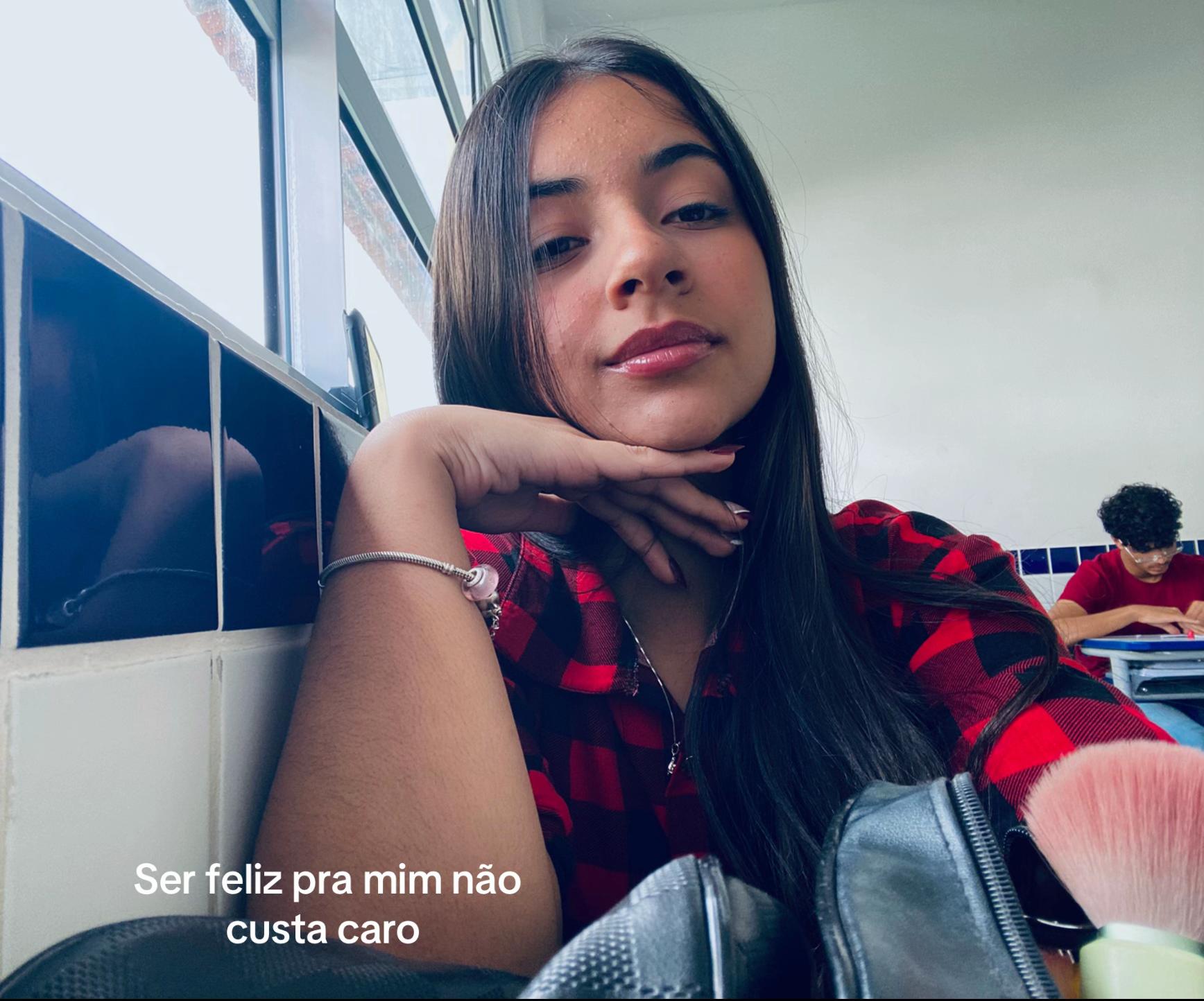 @Júlia