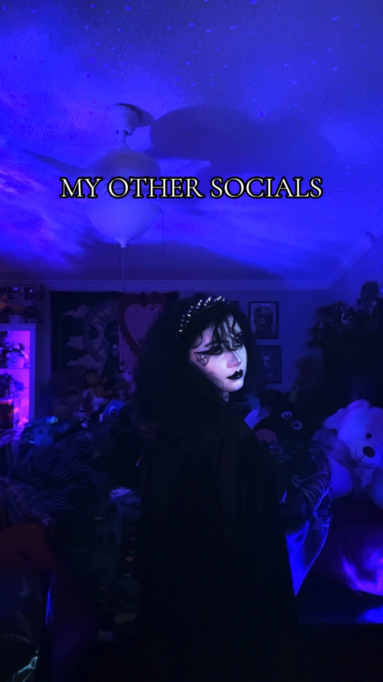 @🦇 Carmalie 🪦