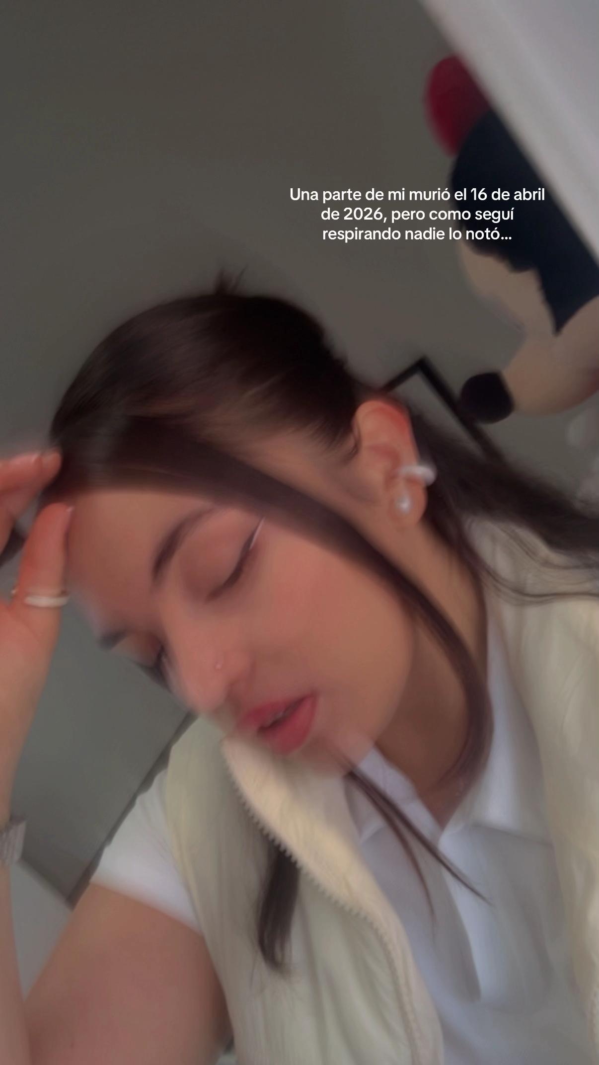 @L A U R A P E Ñ A L O Z A