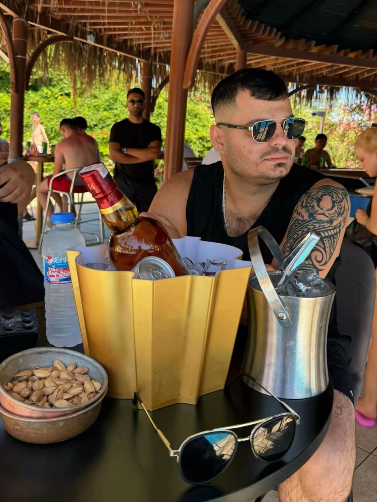 @L&Uuml;X YAŞAMLAR TURKEY 🇹🇷