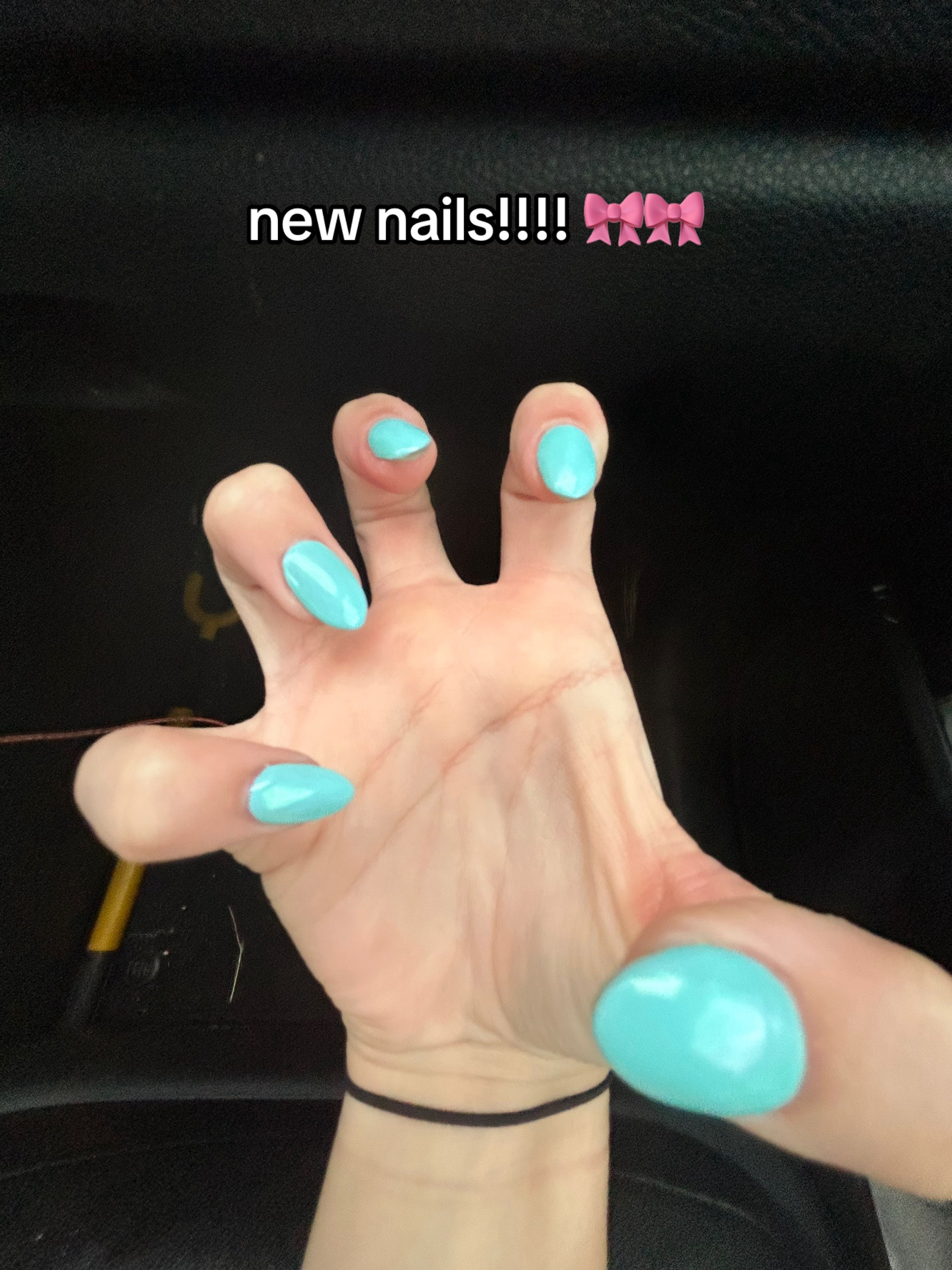 @Kelly 🎀🍒🎱
