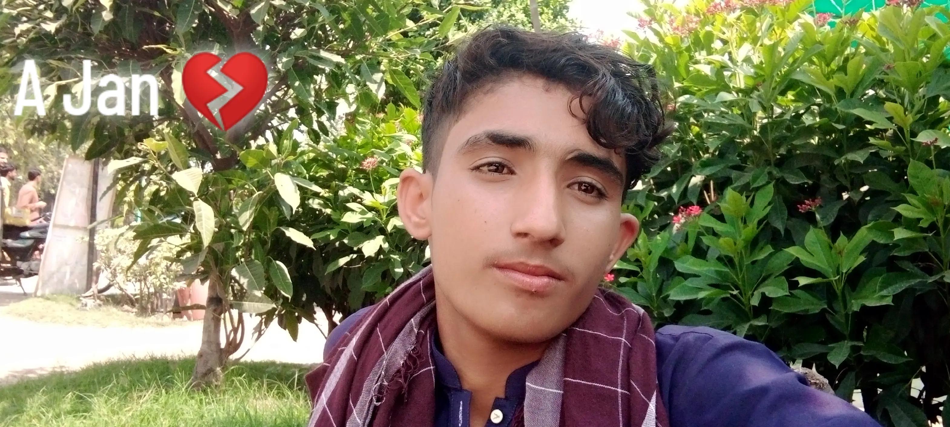 @ایوب لاشاری